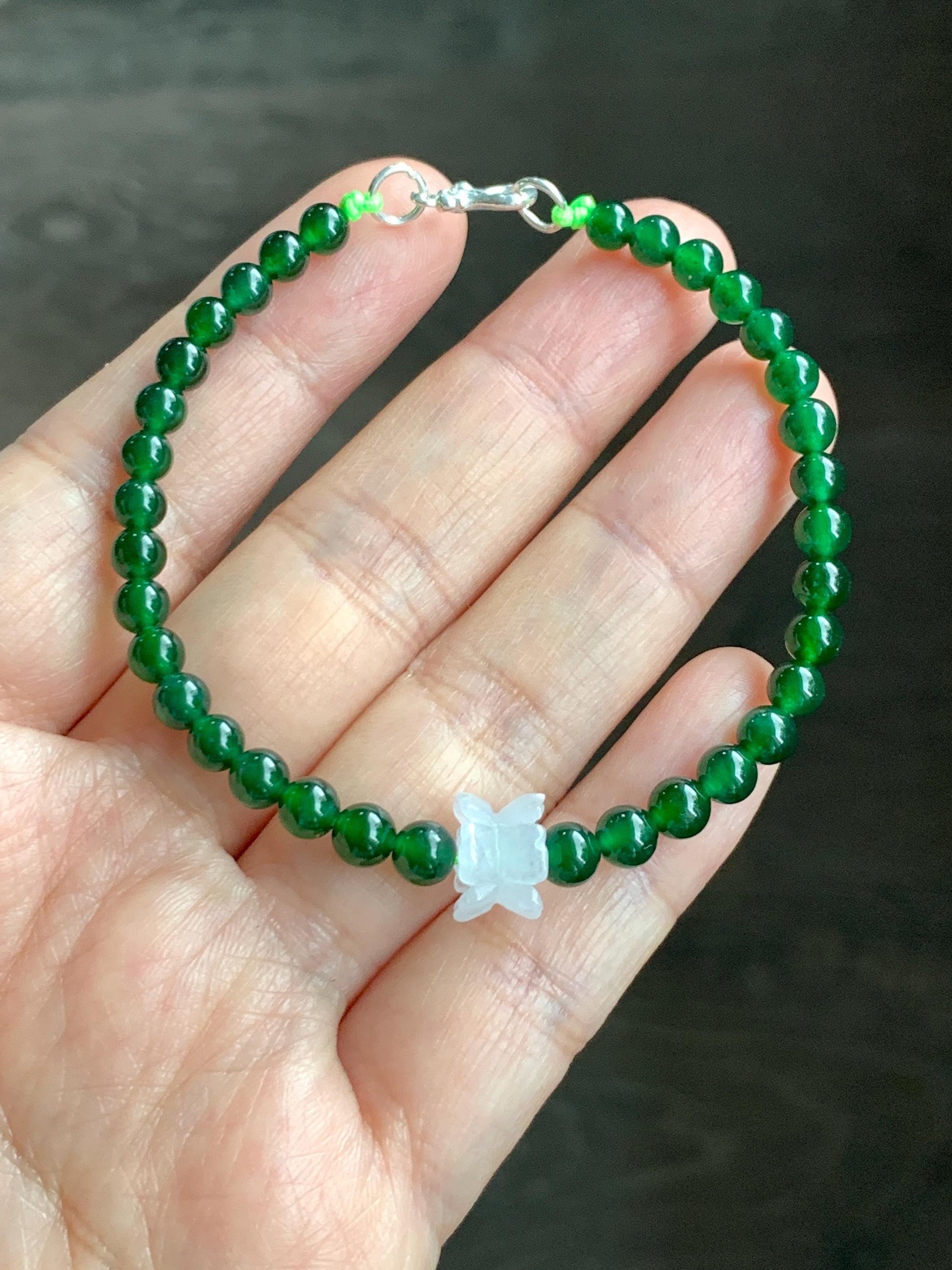 Natural Grade A Guatemalan Icy Translucent Vibrant Green Jade Jadeite White Joint Lotus Flowers Beaded Bracelet 6.75” 天然冰危绿翡翠圆珠白冰手串并蒂莲手串 BLL