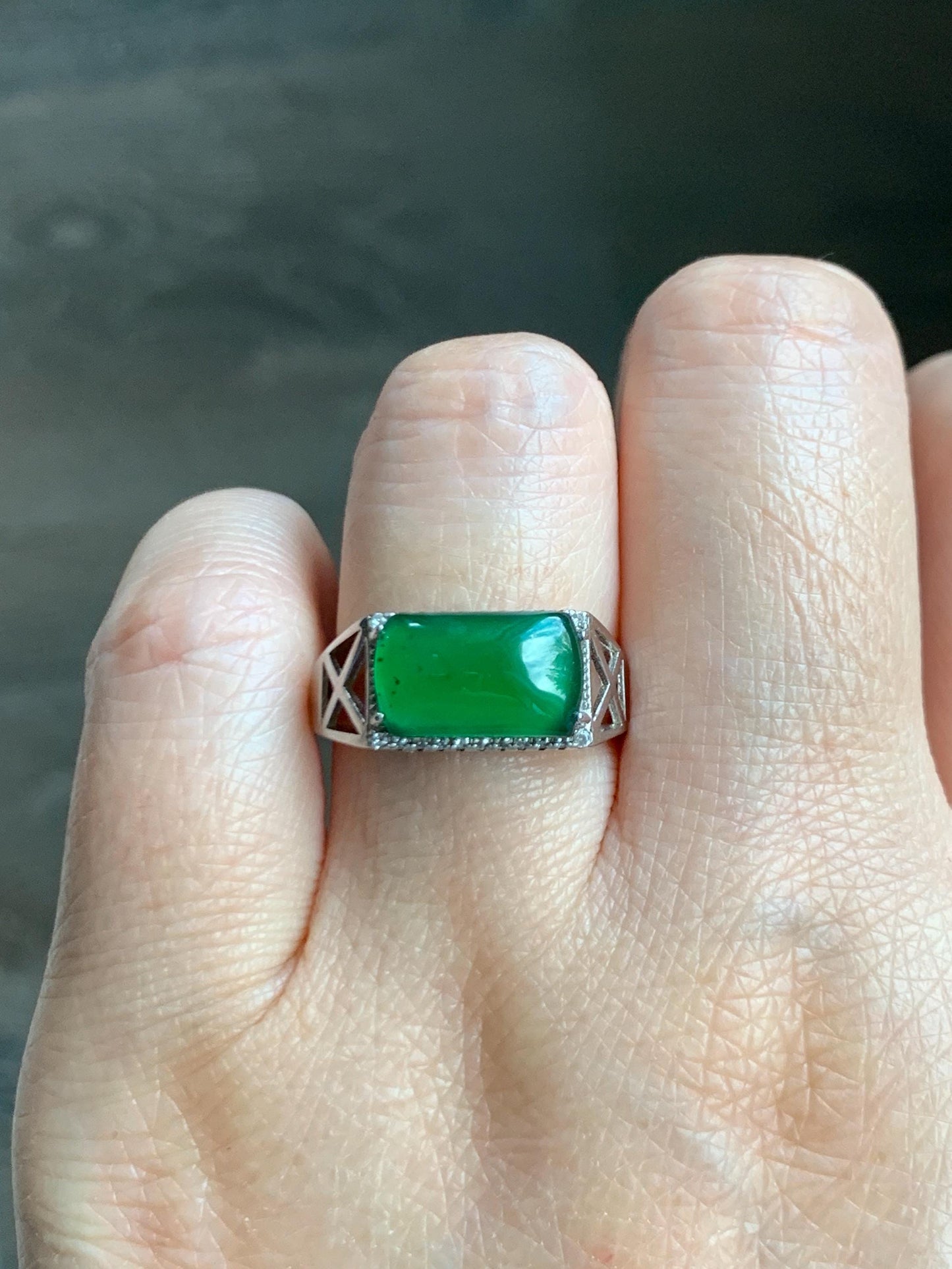Natural Grade A Guatemalan Icy Translucent Vibrant Green Jade Jadeite Saddle Ring Sterling Silver Size 8 US Adjustable 天然冰危绿翡翠马鞍银镶戒指 LMA140