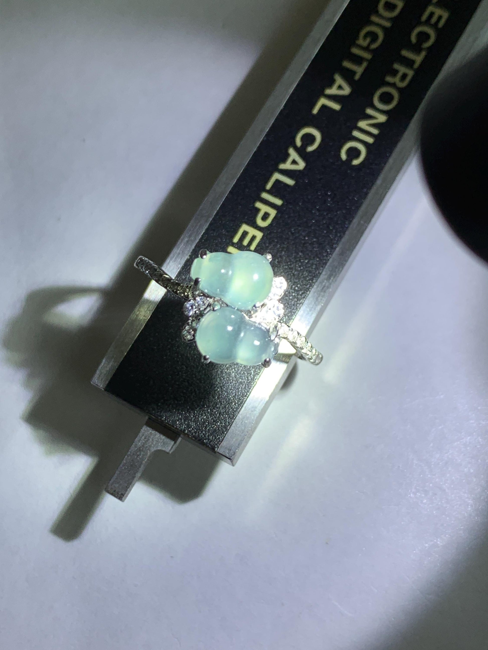 Natural Grade A Guatemalan Icy Translucent Pastel Blue Jade Jadeite Gourd Hulu Ring Sterling Silver Size 6 Adjustable 天然冰危淡蓝翡翠双葫芦戒指 SHL88