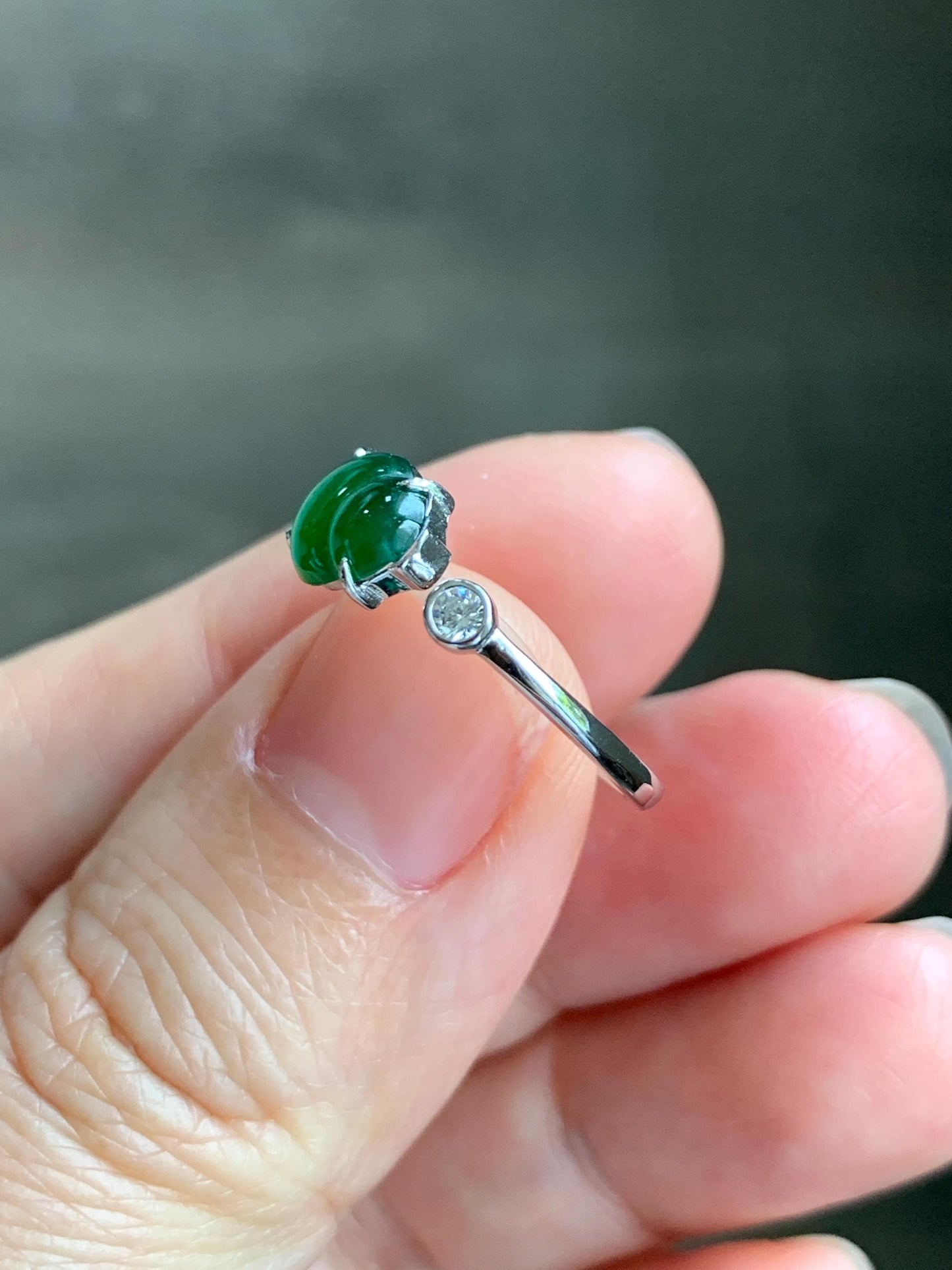 Natural Grade A Guatemalan Icy Translucent Vibrant Green Jade Jadeite Hulu Gourd Ring Sterling Silver Size 6 Adjustable 天然冰危绿翡翠葫芦银镶戒指 KKH99