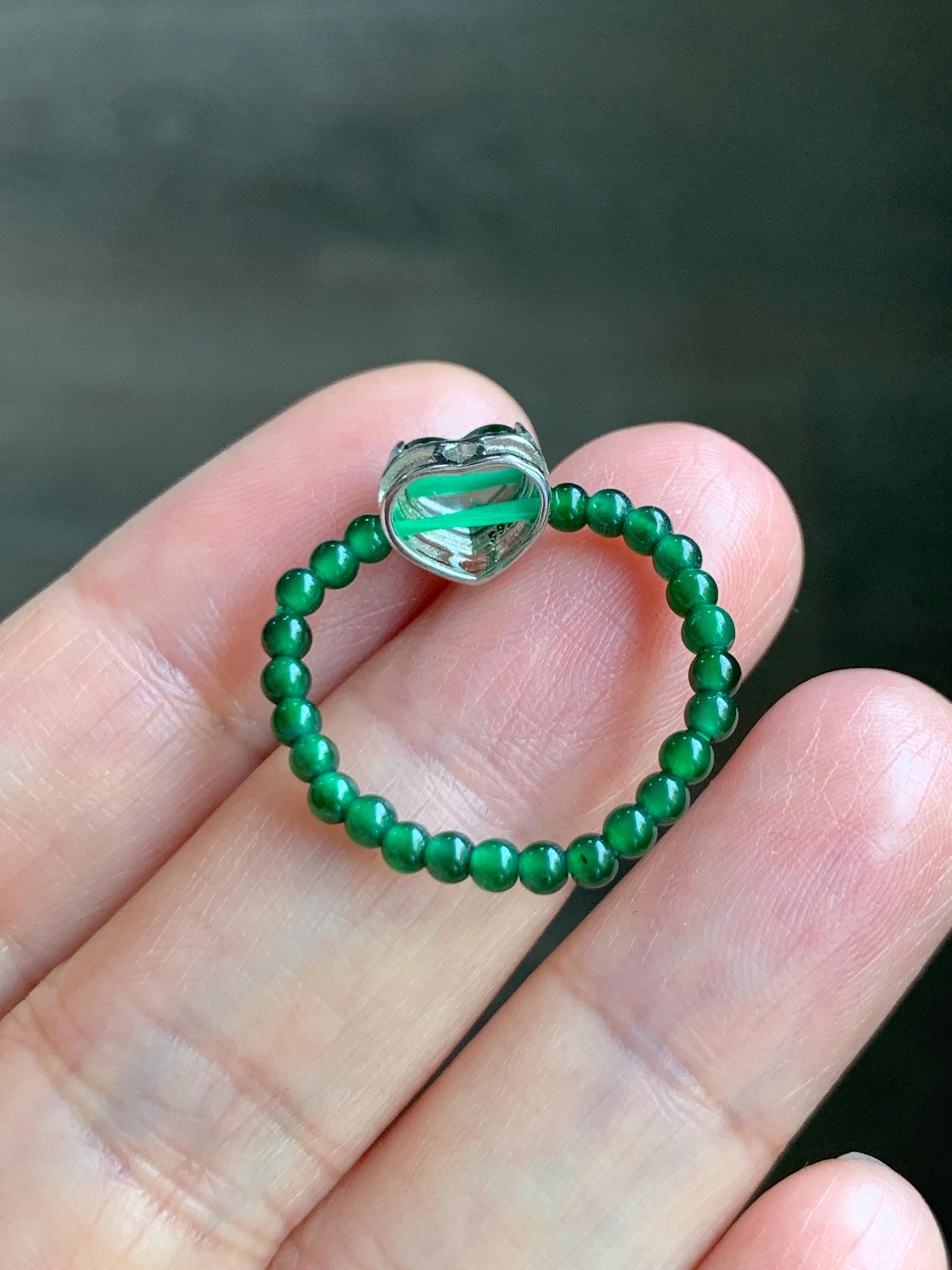 Natural Grade A Guatemalan Icy Translucent Vibrant Green Jade Jadeite Petite Beads Heart Charm Beaded Ring Size 7 US 天然冰危绿翡翠小珠潘多拉爱心戒圈WLX110
