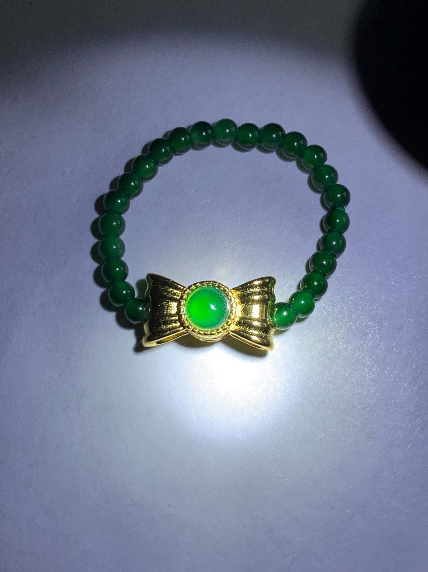 Natural Grade A Guatemalan Icy Translucent Vibrant Green Jade Jadeite Petite Beads Bow Charm Beaded Ring Size 7 US 天然冰危绿翡翠小珠潘多拉蝴蝶结戒圈WLHJ110