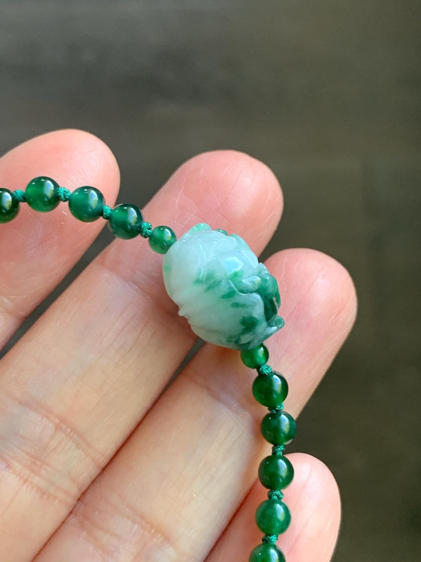Natural Grade A Guatemalan Icy Vibrant Green Jadeite Petite Beads Peony Flower Charm Beaded Bracelet Sterling Silver 6”-7” 天然冰危绿翡翠小珠手串WLM310