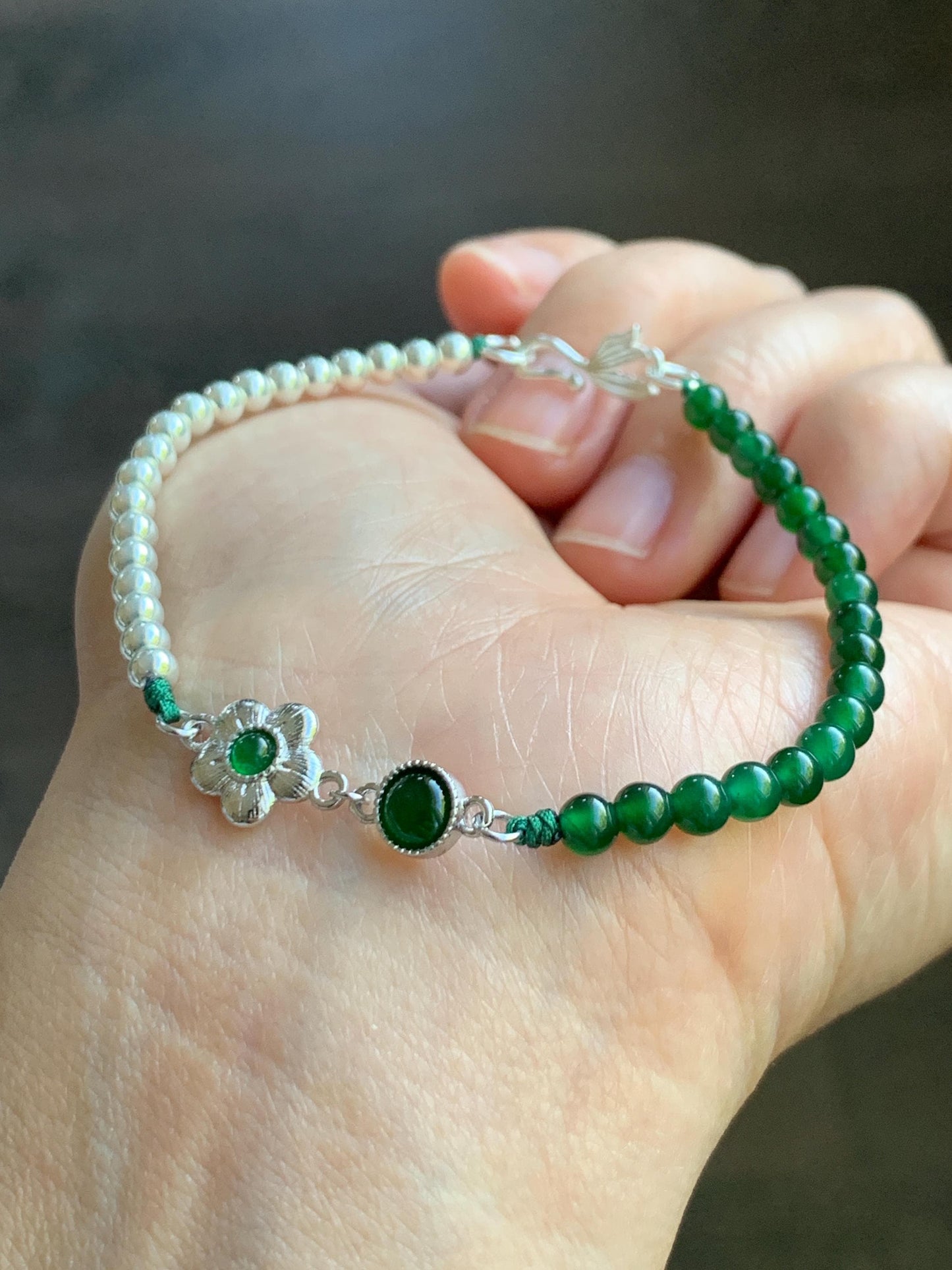 Natural Grade A Guatemalan Icy Vibrant Green Jadeite Petite Beads Cherry Blossom Charm Beaded Bracelet Sterling Silver 7” 天然冰危绿翡翠小珠手串 BSB204