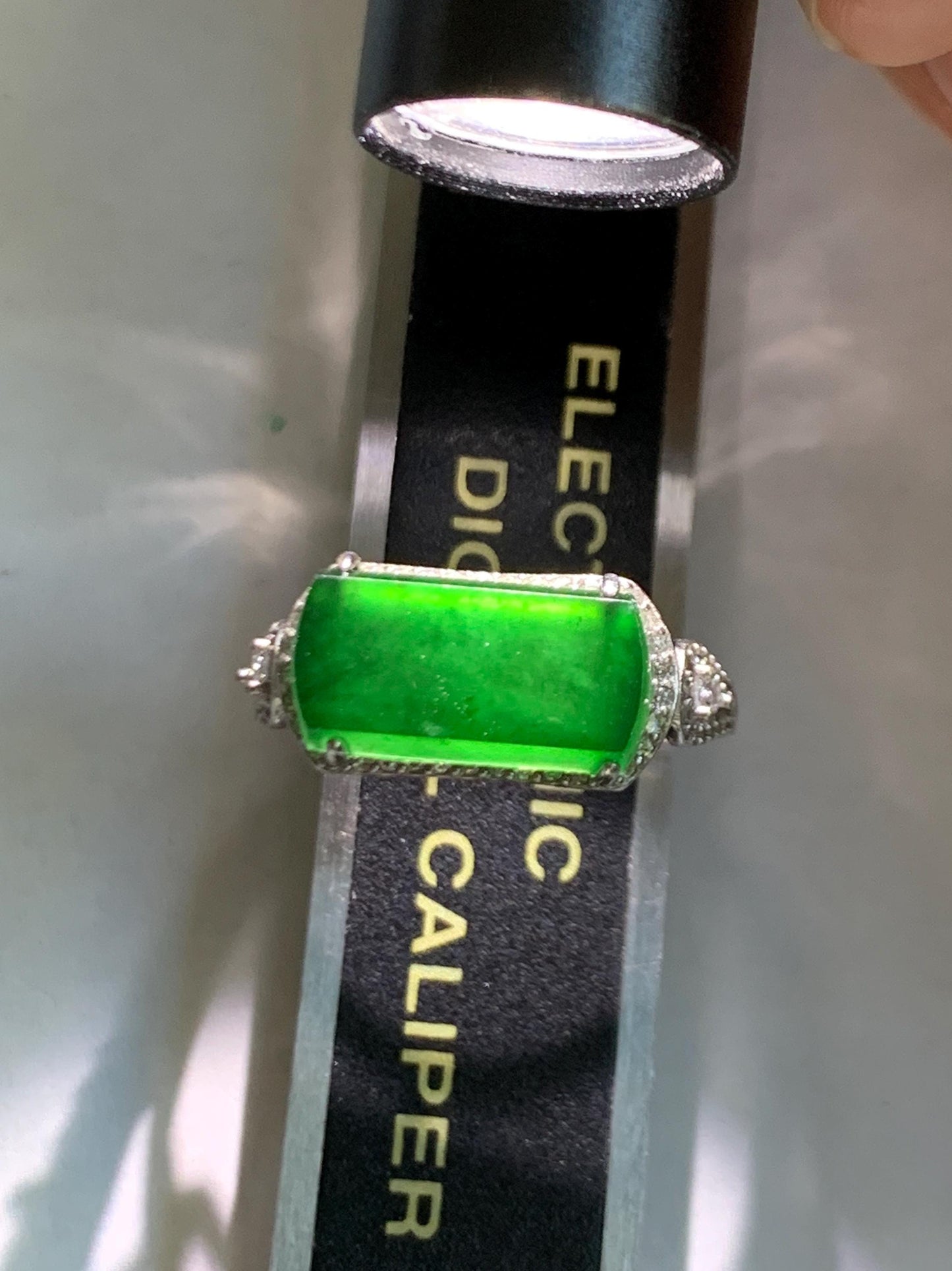 Natural Grade A Guatemalan Icy Highly Translucent Vibrant Green Jade Jadeite Saddle Ring Sterling Silver Adjustable 天然冰危绿翡翠马鞍银镶戒指 WLA248A