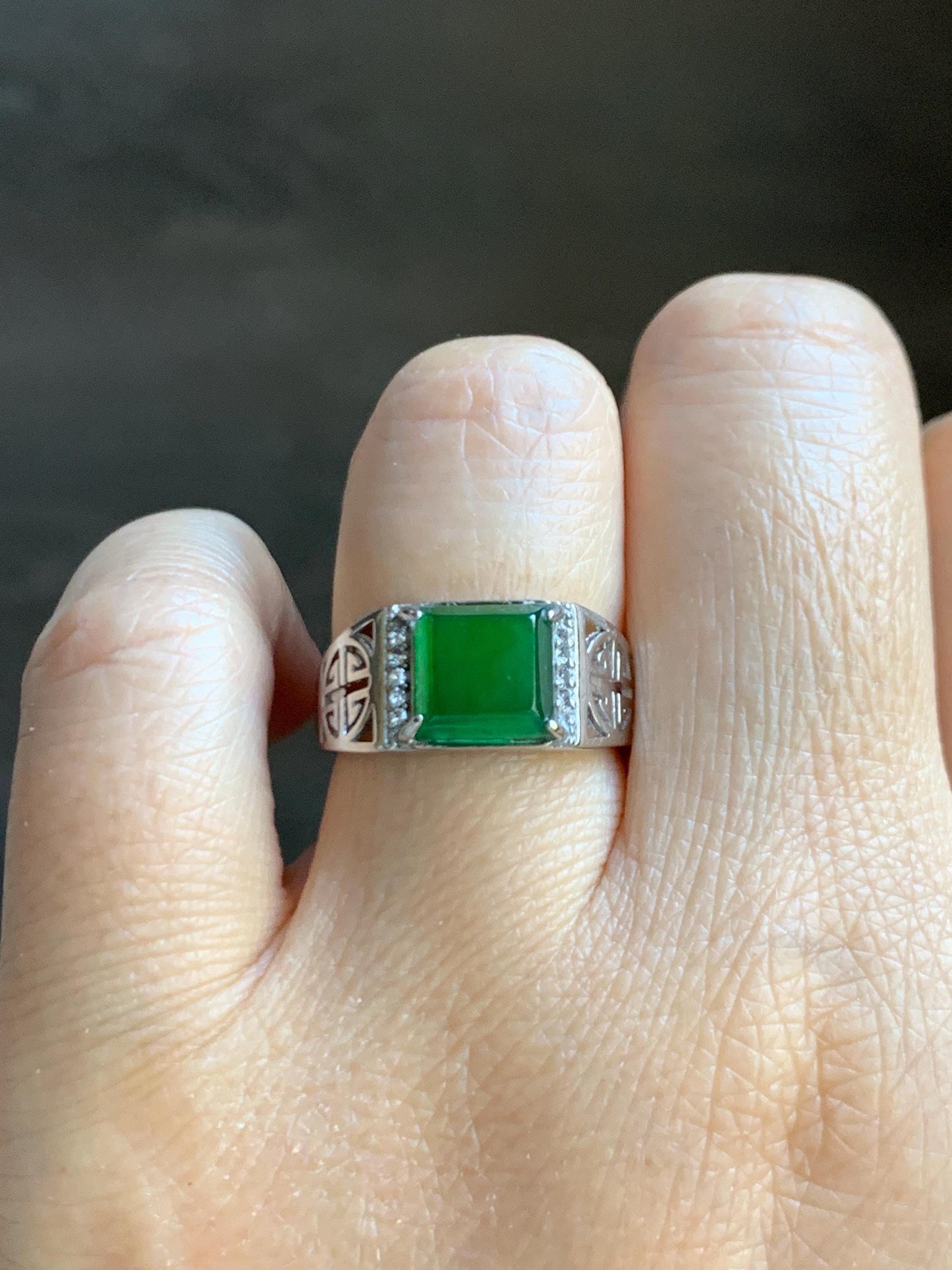 Natural Grade A Guatemalan Icy Highly Translucent Vibrant Green Jade Jadeite Saddle Ring Sterling Silver Adjustable 天然冰危绿翡翠马鞍银镶戒指 WLA248B