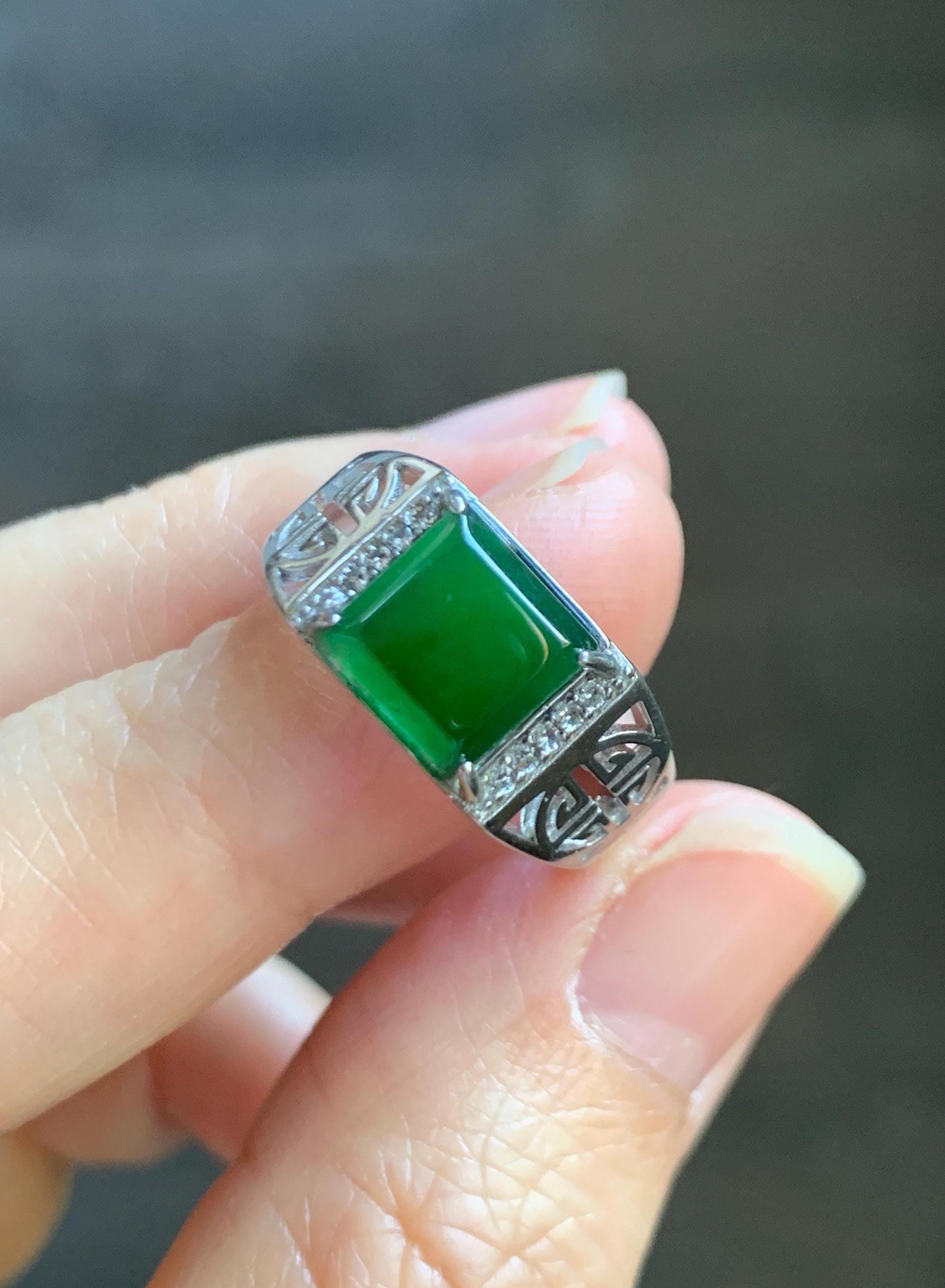 Natural Grade A Guatemalan Icy Highly Translucent Vibrant Green Jade Jadeite Saddle Ring Sterling Silver Adjustable 天然冰危绿翡翠马鞍银镶戒指 WLA248B