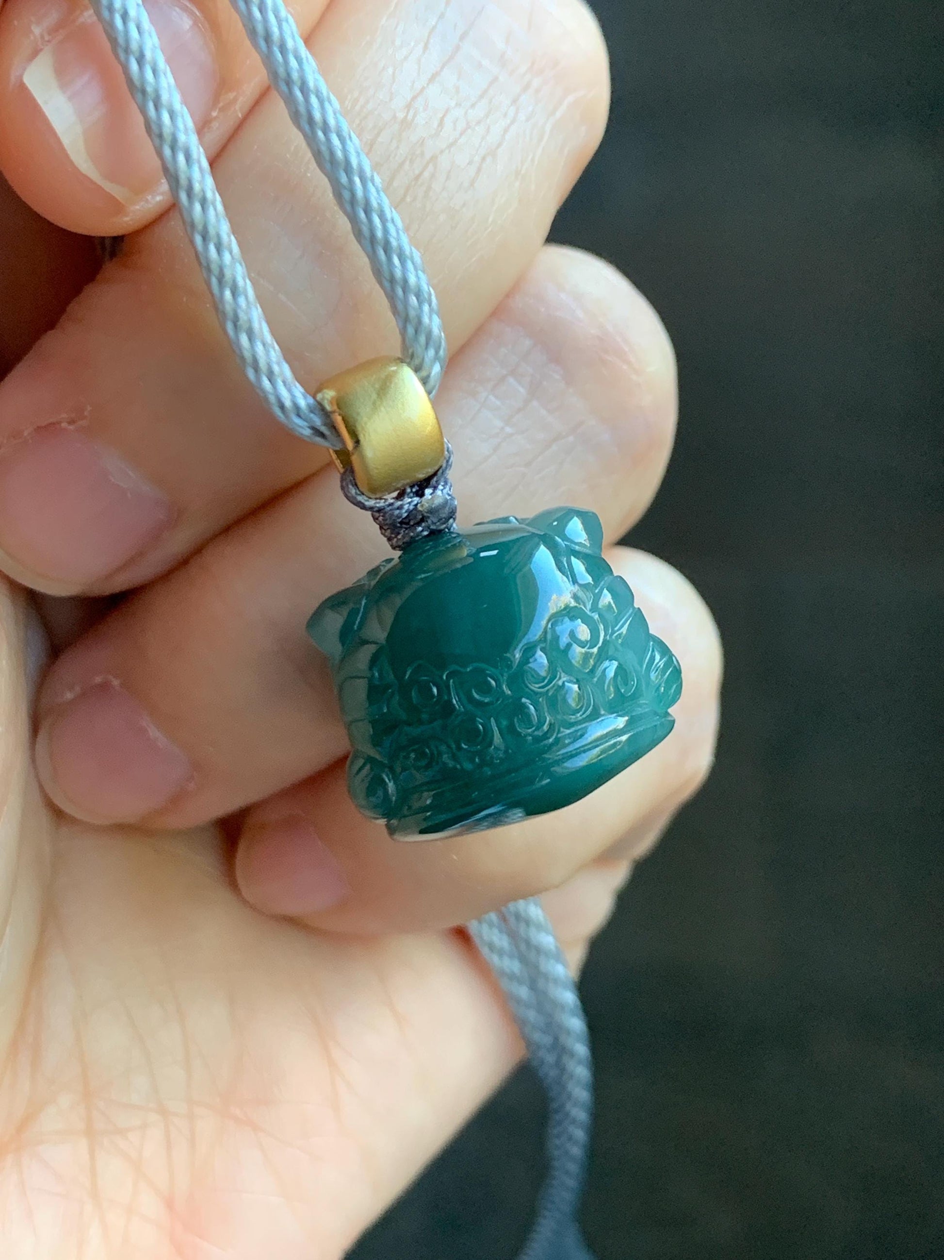 Natural Grade A Guatemalan Icy Translucent Dark Teal Blue Jade Jadeite Dancing Lion Pendant Rope Necklace 26” 14g 天然冰危深蓝绿翡翠醒狮吊坠 XSH140B