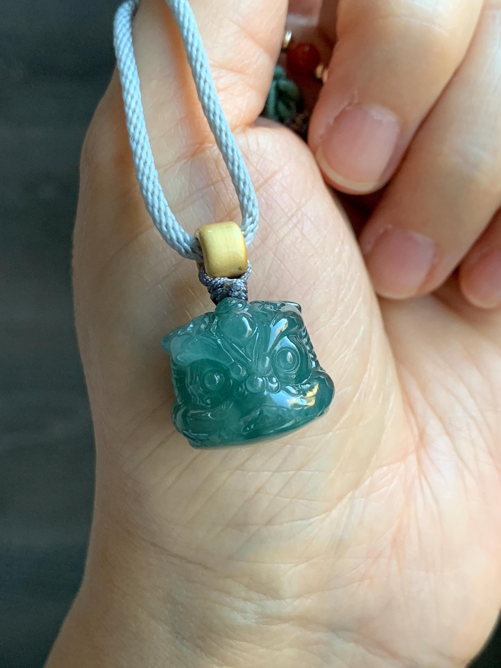Natural Grade A Guatemalan Icy Translucent Dark Teal Blue Jade Jadeite Dancing Lion Pendant Rope Necklace 26” 14g 天然冰危深蓝绿翡翠醒狮吊坠 XSH140B