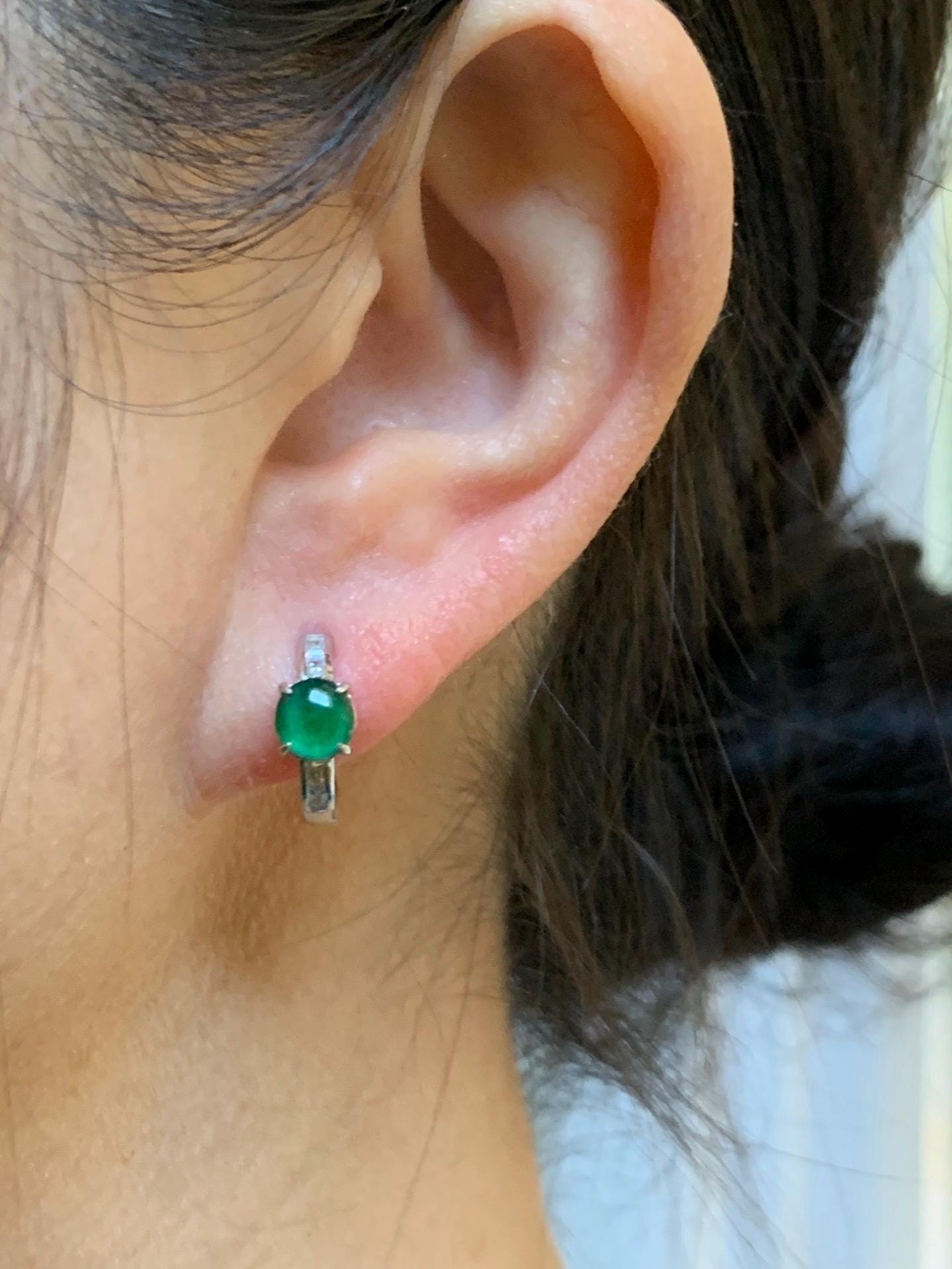 Natural Grade A Guatemalan Icy Translucent Rich Green Jade Jadeite Solitaire Style Huggie Hoop Earrings Sterling Silver 天然冰危绿翡翠镶嵌耳包 WLL77