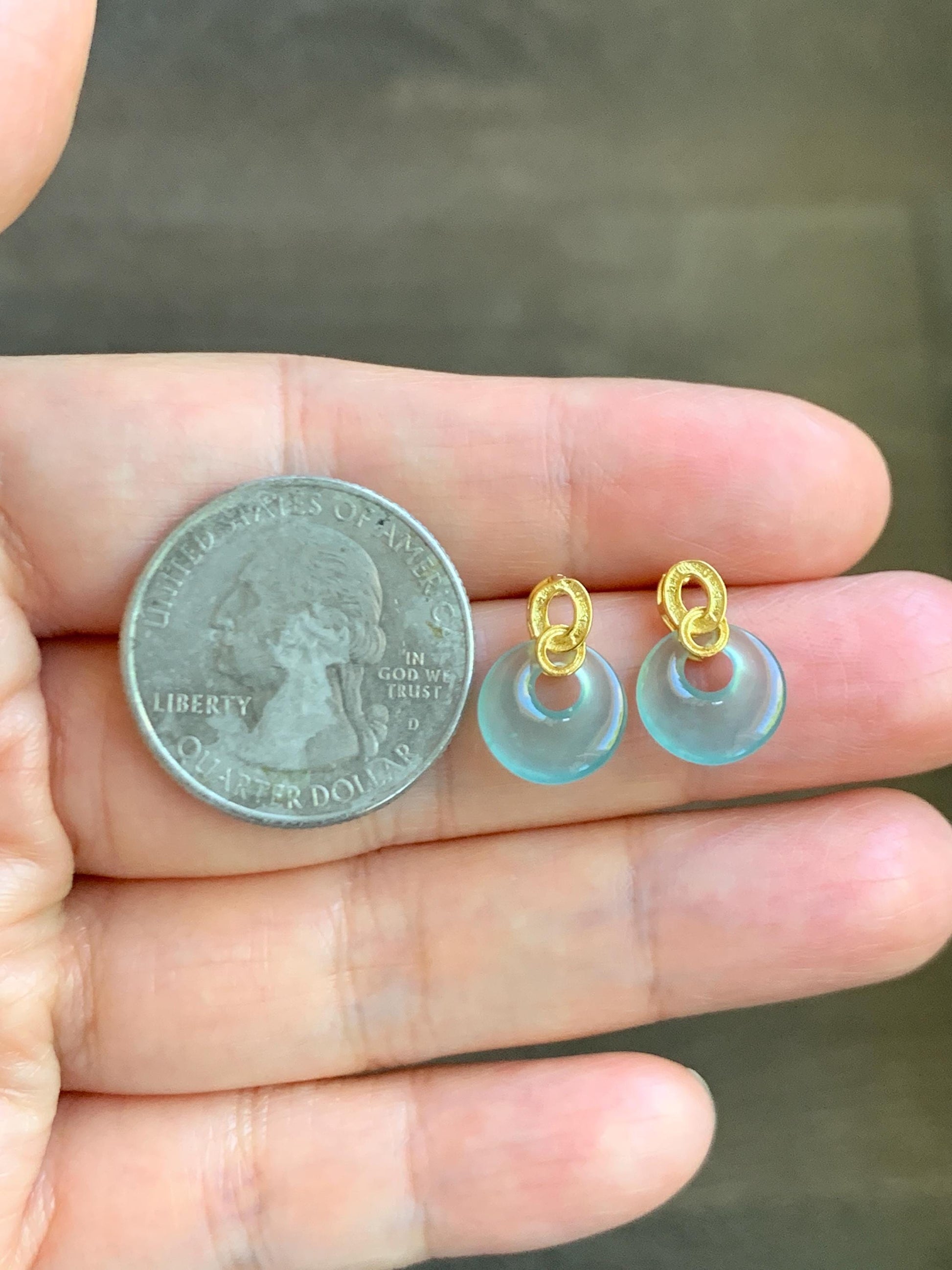 Natural Grade A Guatemalan Icy Highly Translucent Pastel Blue Jade Jadeite Princess Donut Stud Earrings Sterling Silver 天然冰危淡蓝翡翠公主扣耳钉WGZ66J