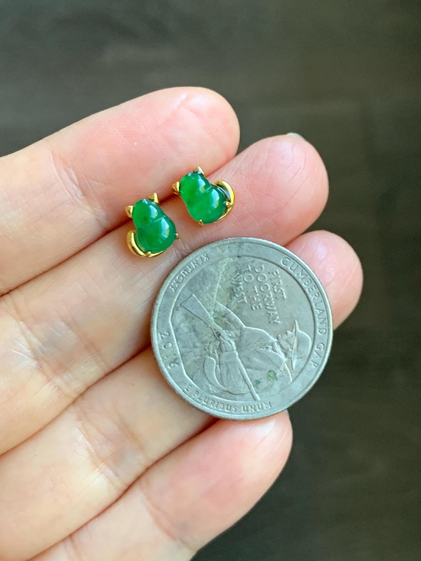 Natural Grade A Guatemalan Icy Translucent Vibrant Green Jade Jadeite Gourd Hulu Cat Stud Earrings Sterling Silver 天然冰危绿翡翠葫芦猫咪耳钉WHJ150A
