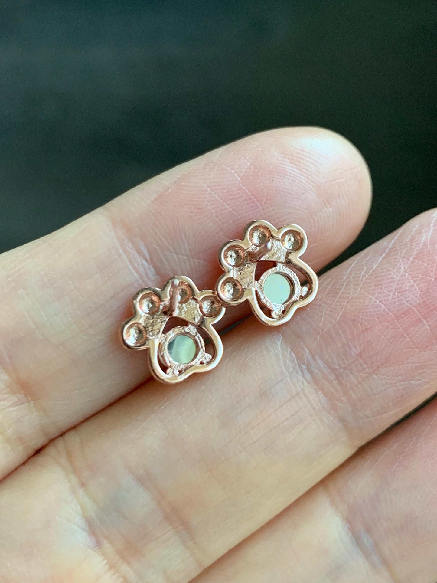 Natural Grade A Guatemalan Icy Translucent Vibrant Green Jade Jadeite Paw Print Stud Earrings Sterling Silver RG Overlay 天然冰危绿翡翠爪印耳钉 WLP55