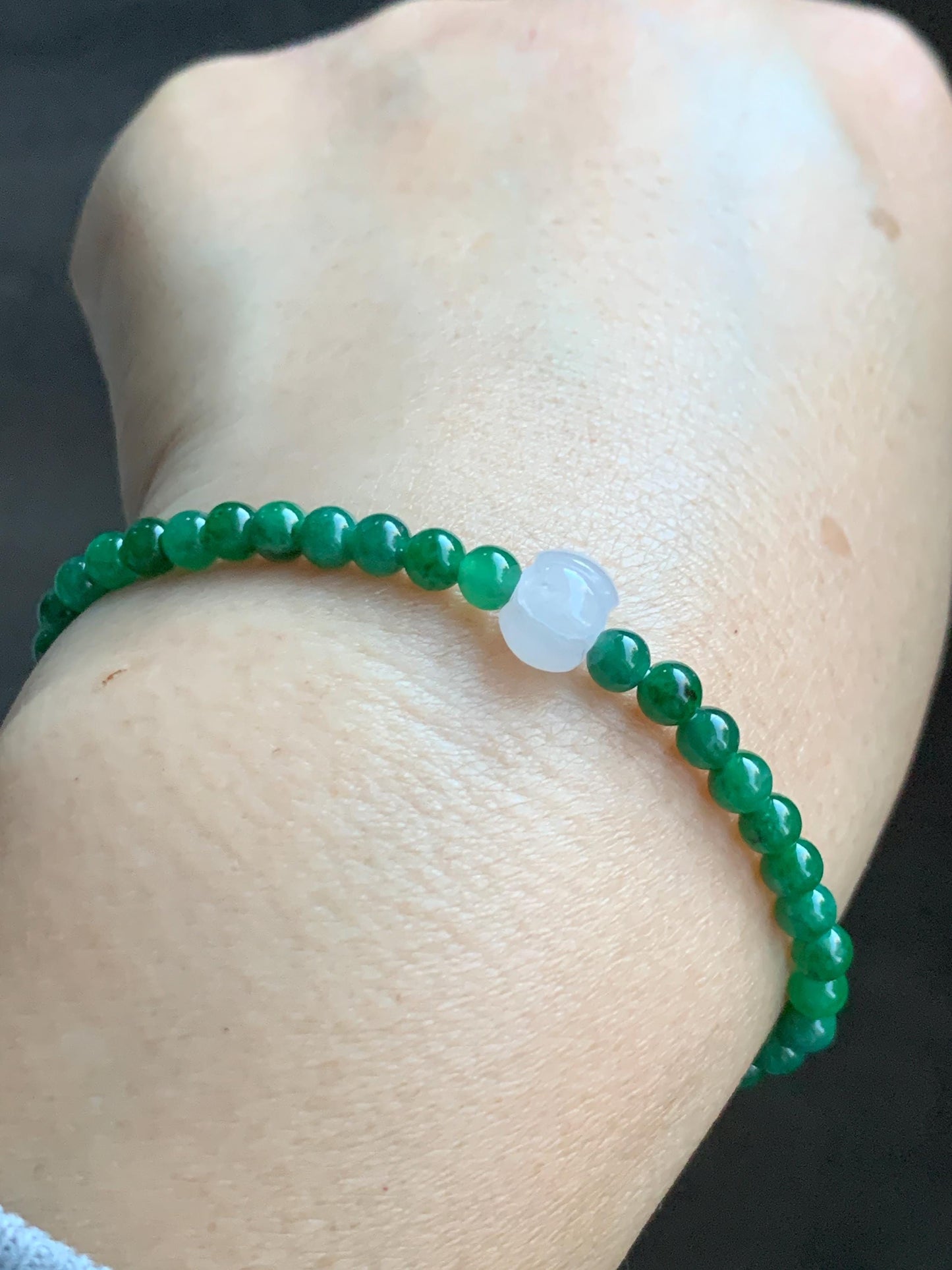 Natural Grade A Icy Translucent Vibrant Green Jade Jadeite Petite Beads Icy White Lotus Bead Beaded Bracelet 6.5” 5g 天然冰阳绿翡翠圆珠白冰莲花珠手串 XML220