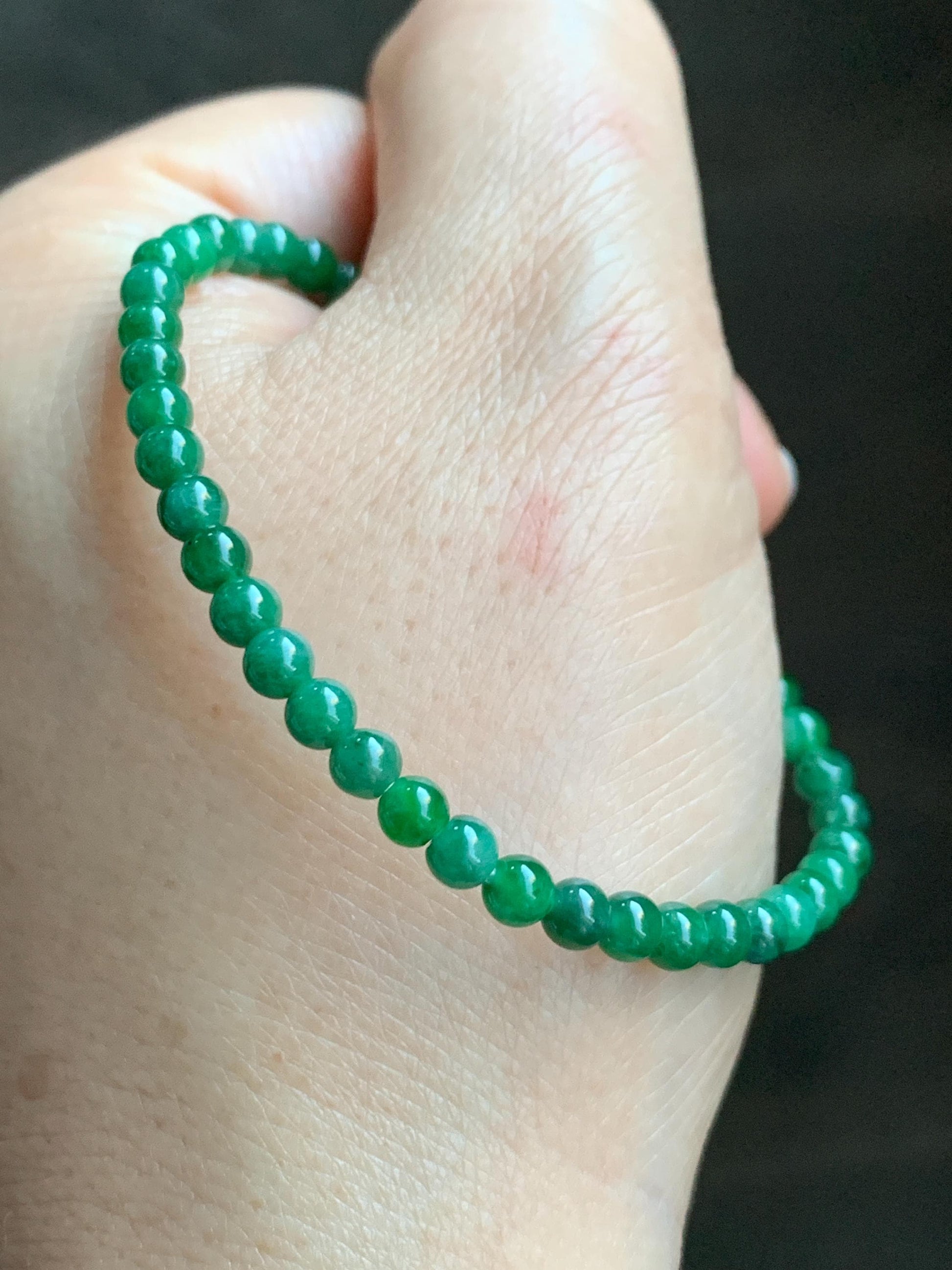 Natural Grade A Icy Translucent Vibrant Green Jade Jadeite Petite Beads Icy White Lotus Bead Beaded Bracelet 6.5” 5g 天然冰阳绿翡翠圆珠白冰莲花珠手串 XML220