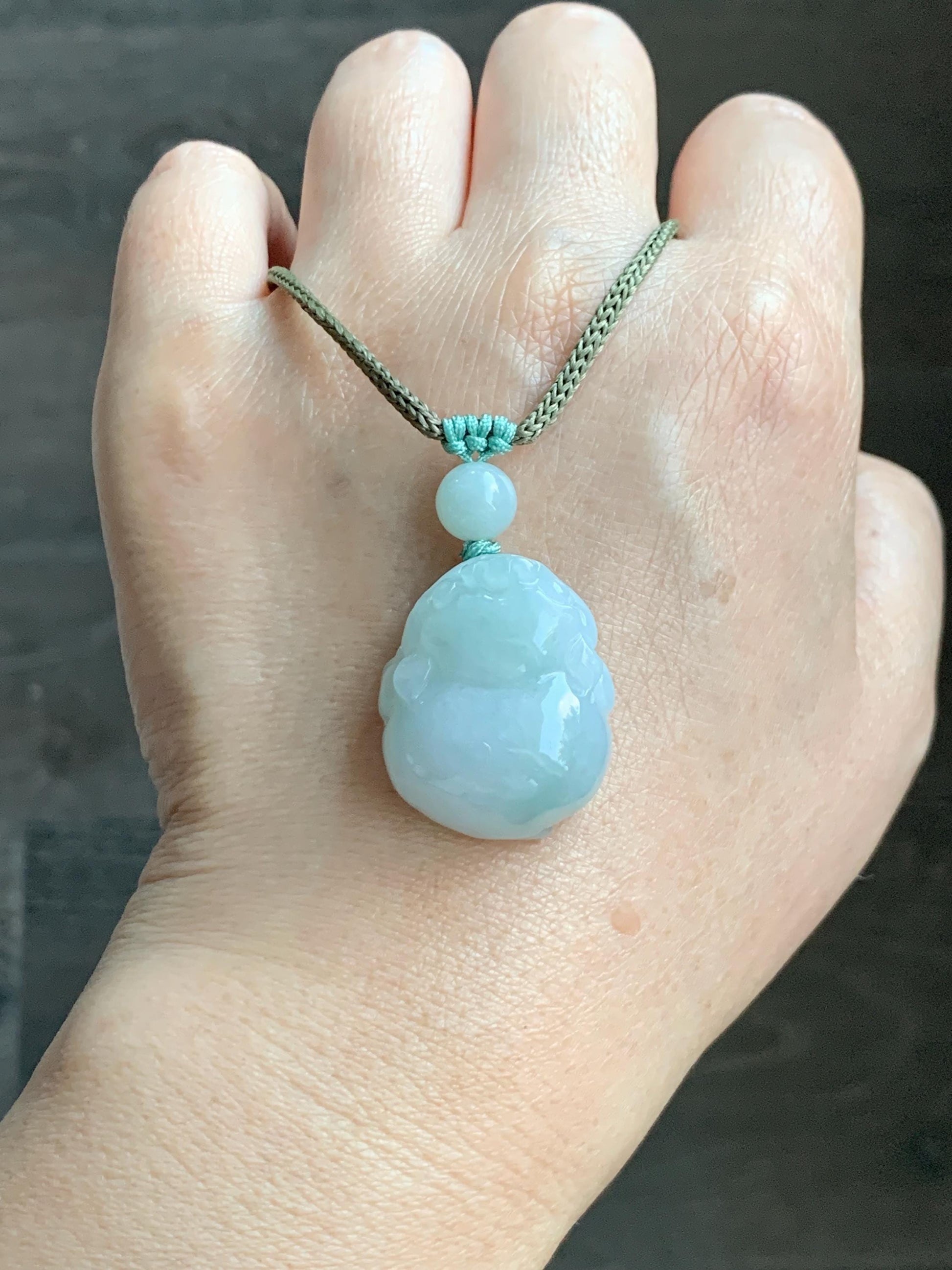 Natural Grade A Icy Translucent Paste Green Jade Jadeite Carved Three-legged Toad Pendant Rope Necklace 25.5” 17g 天然糯冰淡绿底翡翠肥三脚金蟾吊坠项链 SJC106