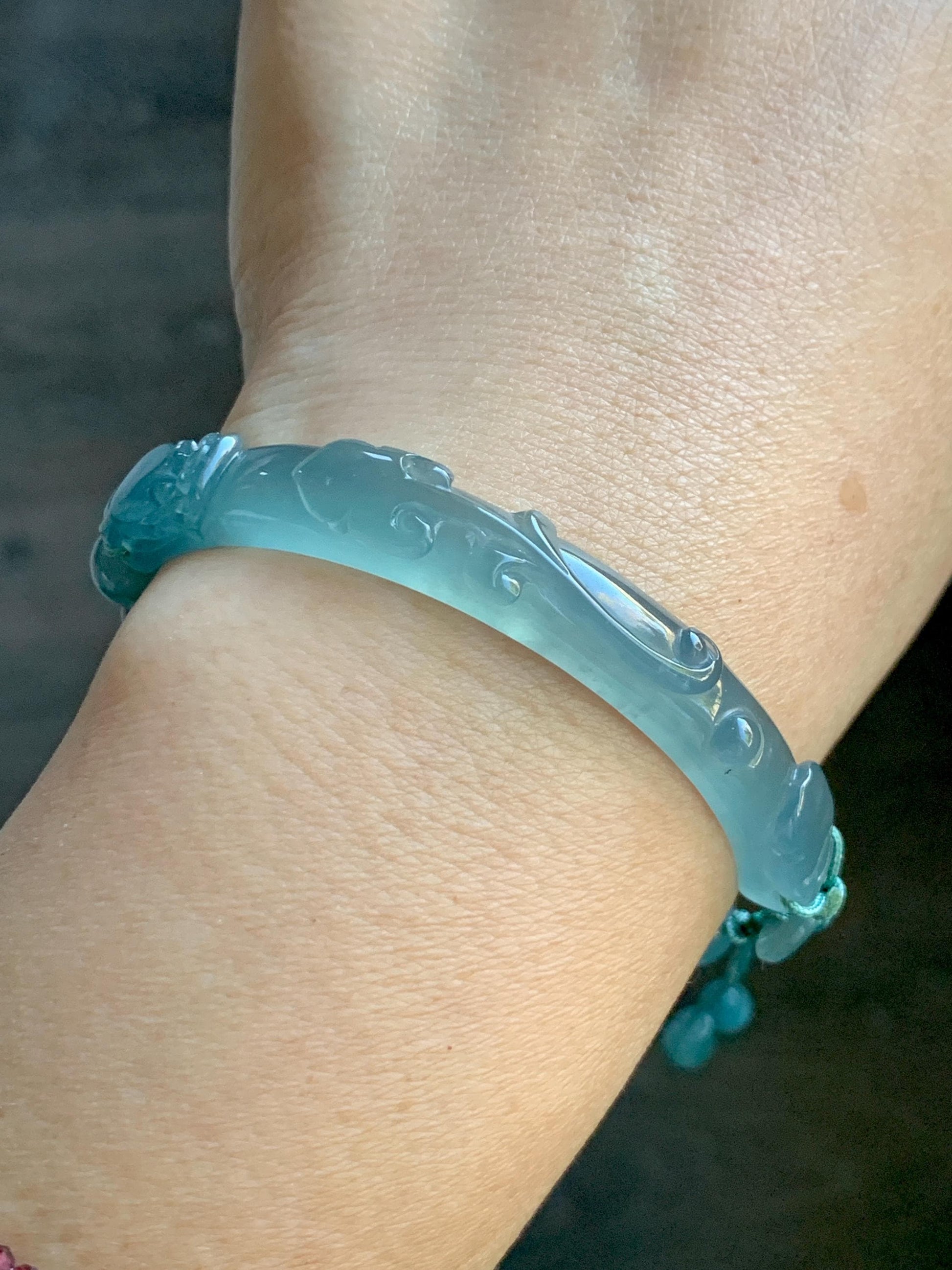 Natural Grade A Guatemalan Icy Highly Translucent Light Teal Jade Jadeite Dragon Hook Cuff Beaded Bracelet 6.75" 19g 天然高冰危浅蓝龙钩手牌手串 GLG350Q