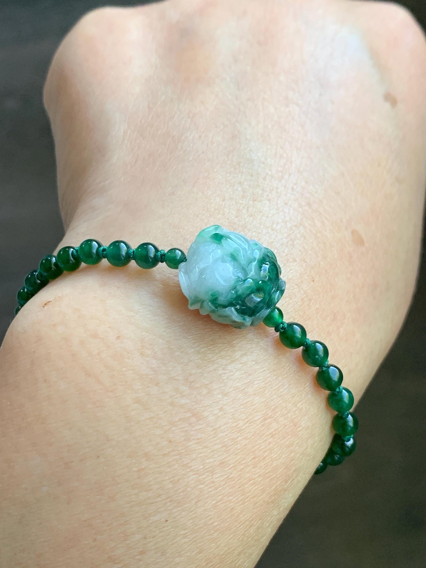 Natural Grade A Guatemalan Icy Vibrant Green Jadeite Petite Beads Peony Flower Charm Beaded Bracelet Sterling Silver 6”-7” 天然冰危绿翡翠小珠手串WLM310
