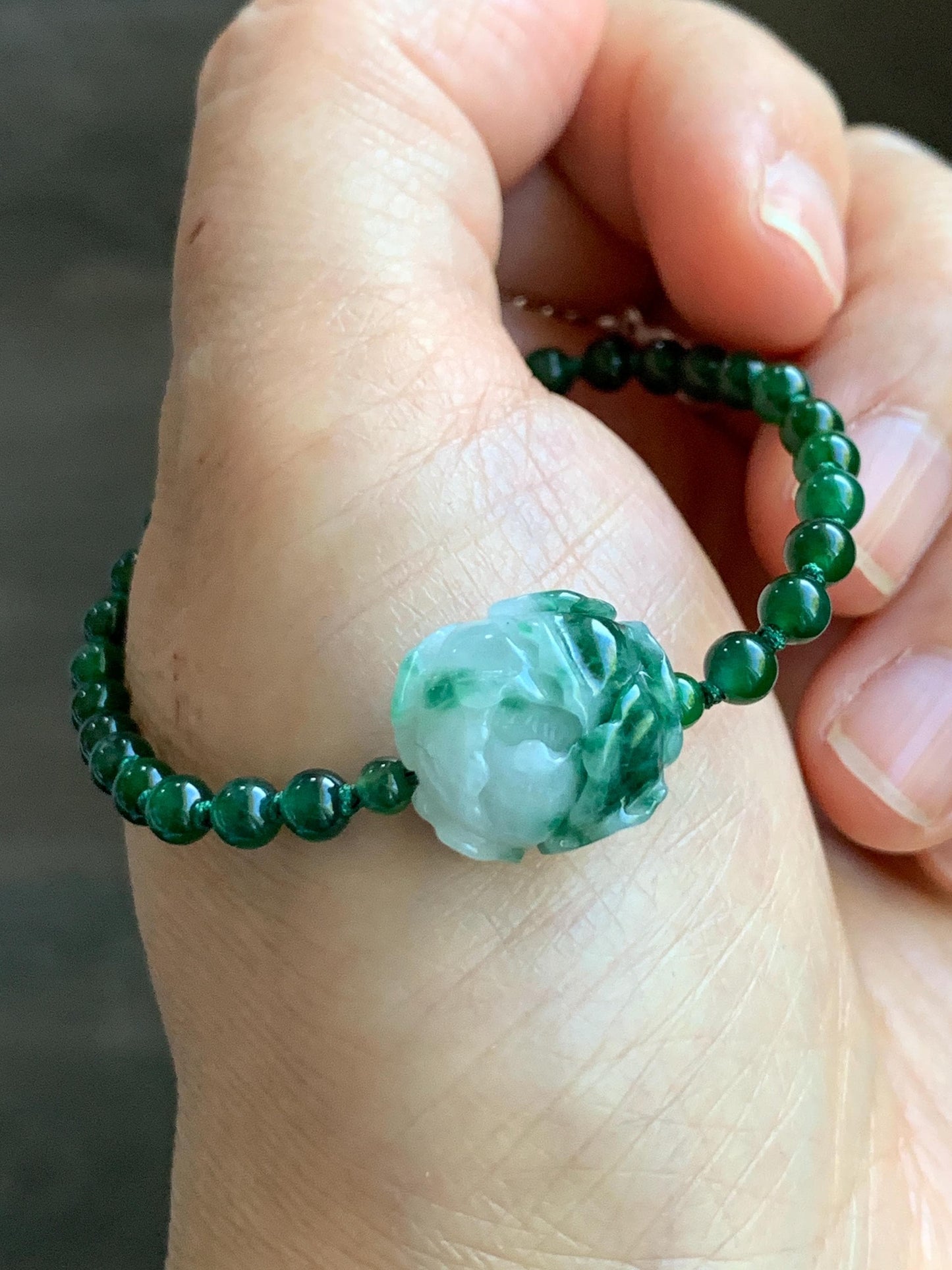 Natural Grade A Guatemalan Icy Vibrant Green Jadeite Petite Beads Peony Flower Charm Beaded Bracelet Sterling Silver 6”-7” 天然冰危绿翡翠小珠手串WLM310