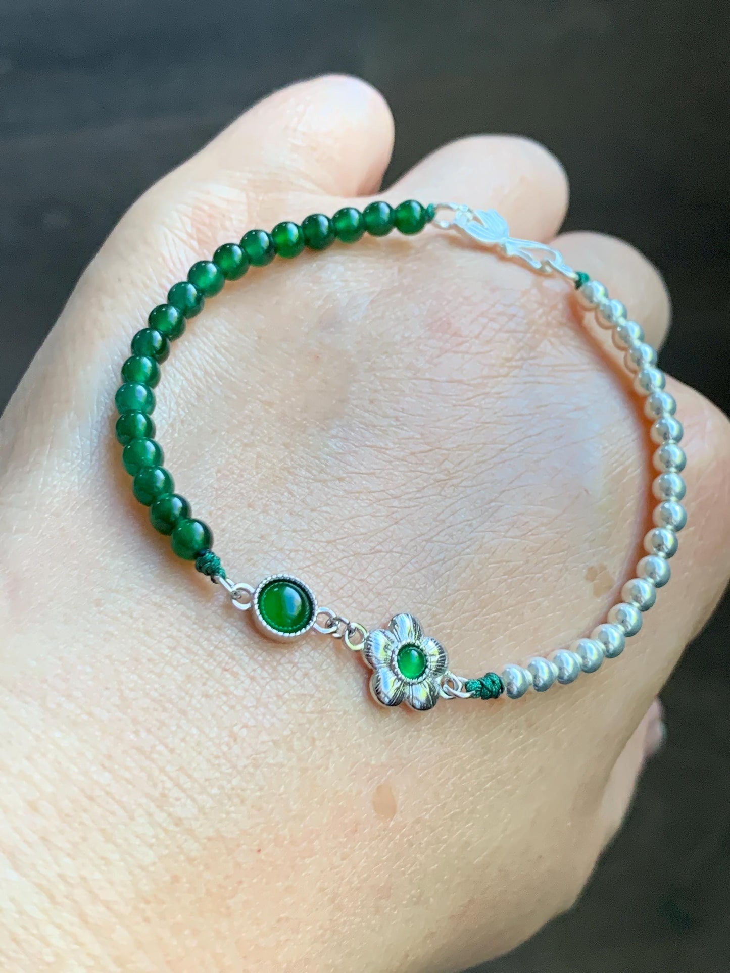 Natural Grade A Guatemalan Icy Vibrant Green Jadeite Petite Beads Cherry Blossom Charm Beaded Bracelet Sterling Silver 7” 天然冰危绿翡翠小珠手串 BSB204