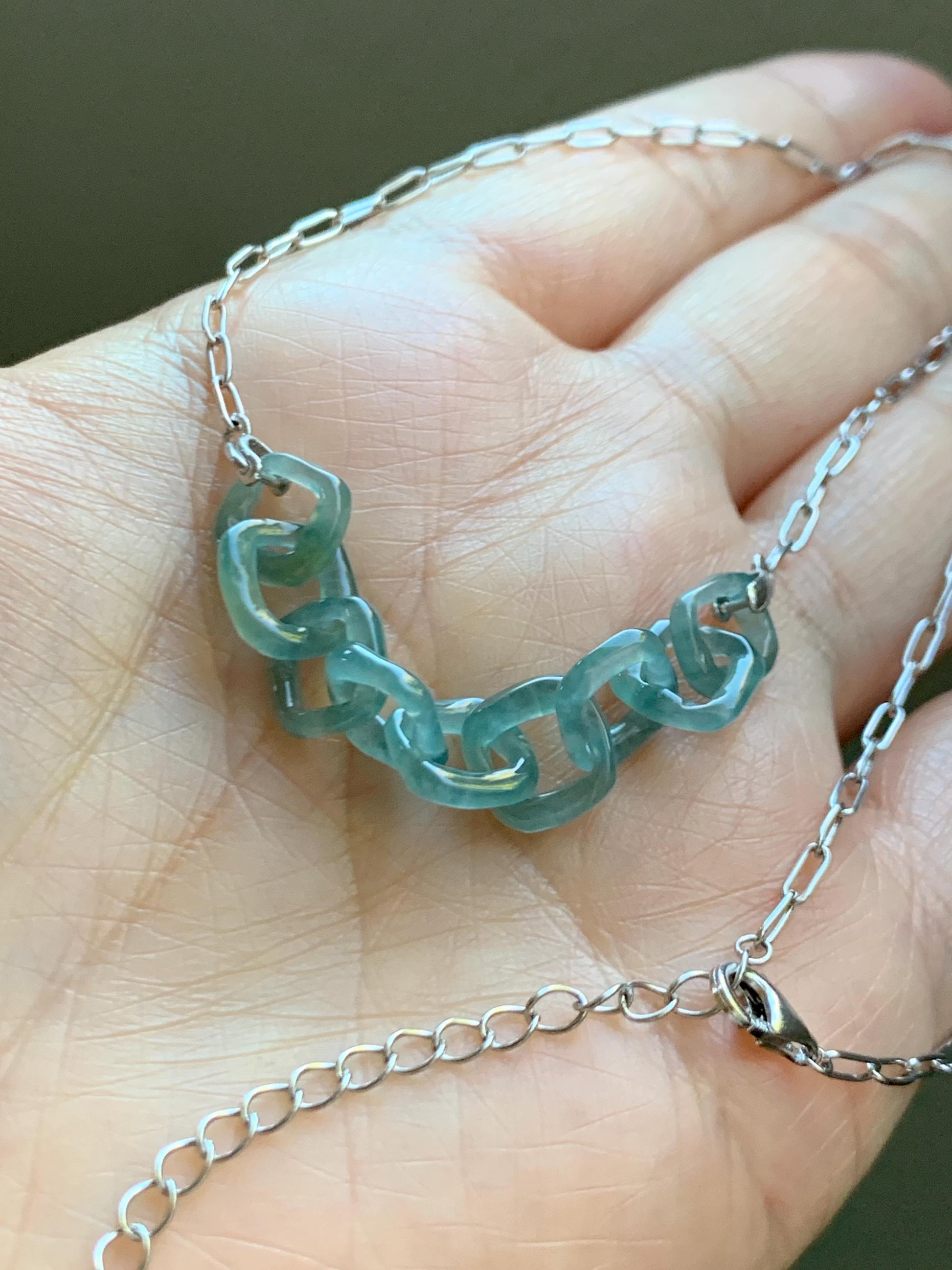 Natural Grade A Guatemalan Icy Highly Translucent Teal Blue Jade Jadeite Interlocking Links Necklace Sterling Silver 天然冰胶危蓝翡翠环环相扣项链 WHH165