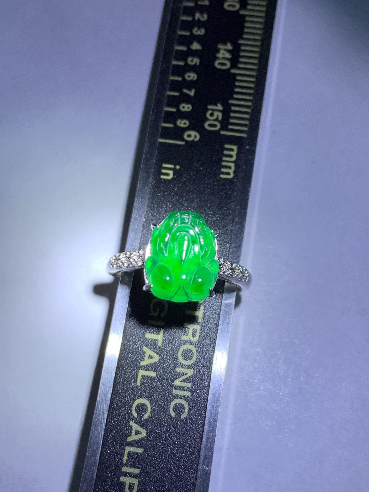 Natural Grade A Guatemalan Icy Translucent Vibrant Green Jade Jadeite Pixiu Ring Sterling Silver Size 7 Adjustable 天然冰危绿翡翠貔貅银镶戒指 WLX160E