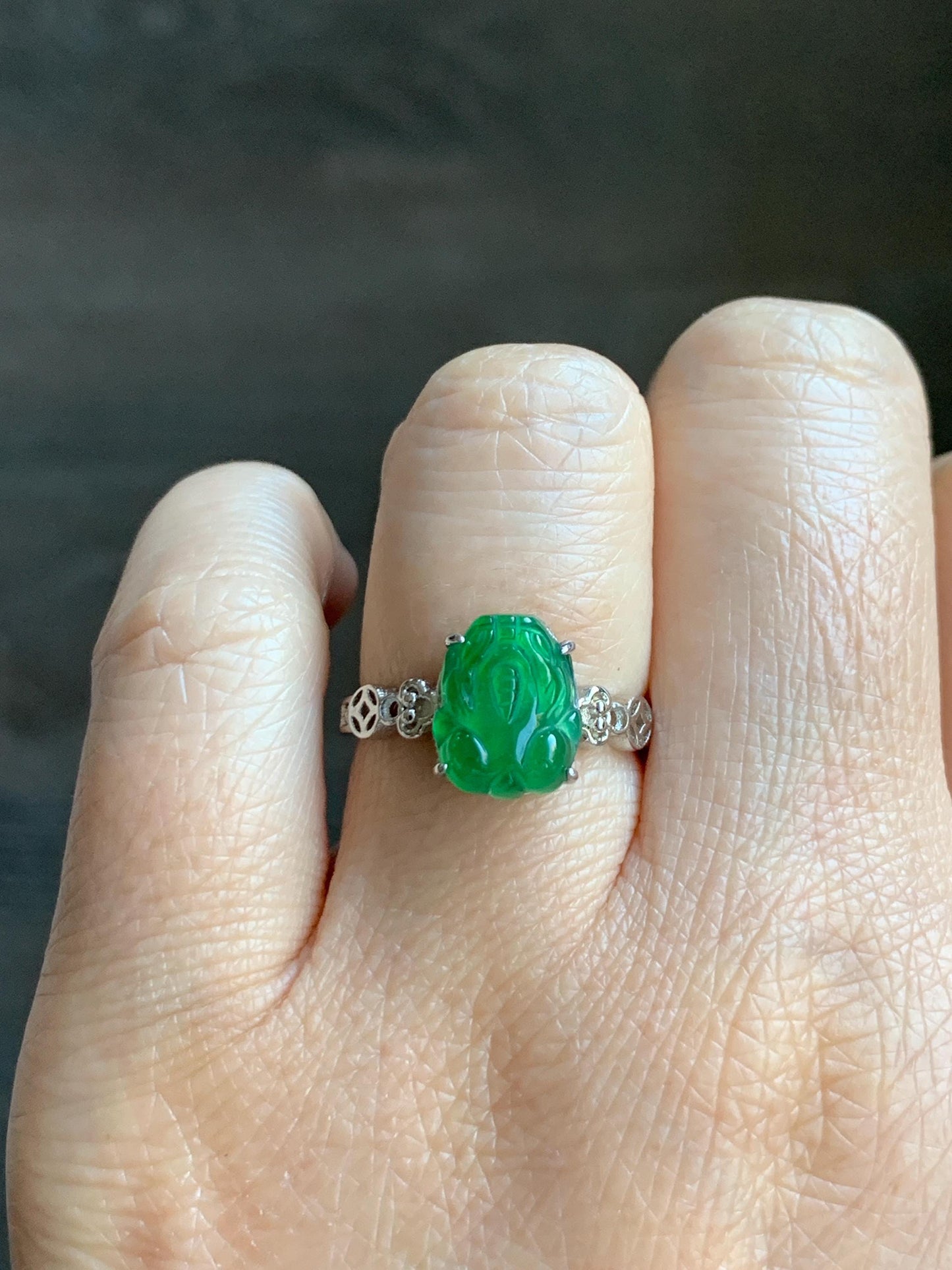 Natural Grade A Guatemalan Icy Translucent Vibrant Green Jade Jadeite Pixiu Ring Sterling Silver Size 7 Adjustable 天然冰危绿翡翠貔貅银镶戒指 WLX160F