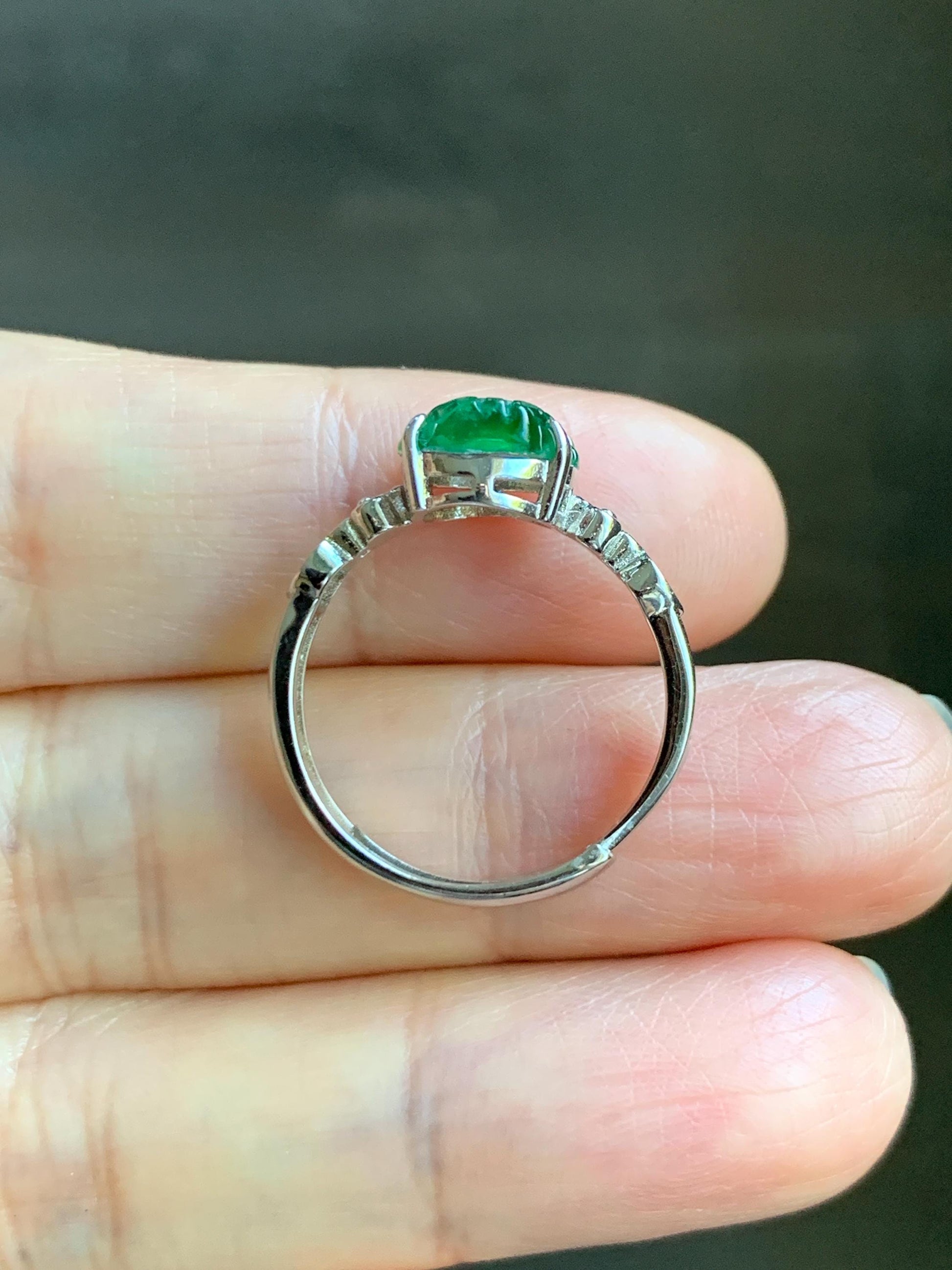 Natural Grade A Guatemalan Icy Translucent Vibrant Green Jade Jadeite Pixiu Ring Sterling Silver Size 7 Adjustable 天然冰危绿翡翠貔貅银镶戒指 WLX160F