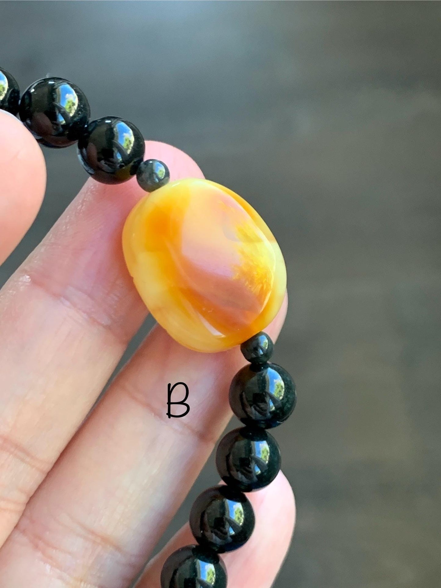 Natural Grade A Opaque Black Jade Jadeite Natural Tree Resin Carved Turle Shell Beaded Bracelet 8mm 6.25” 6.75” 7” 天然墨翠圆珠蜜蜡富甲手串 MHP