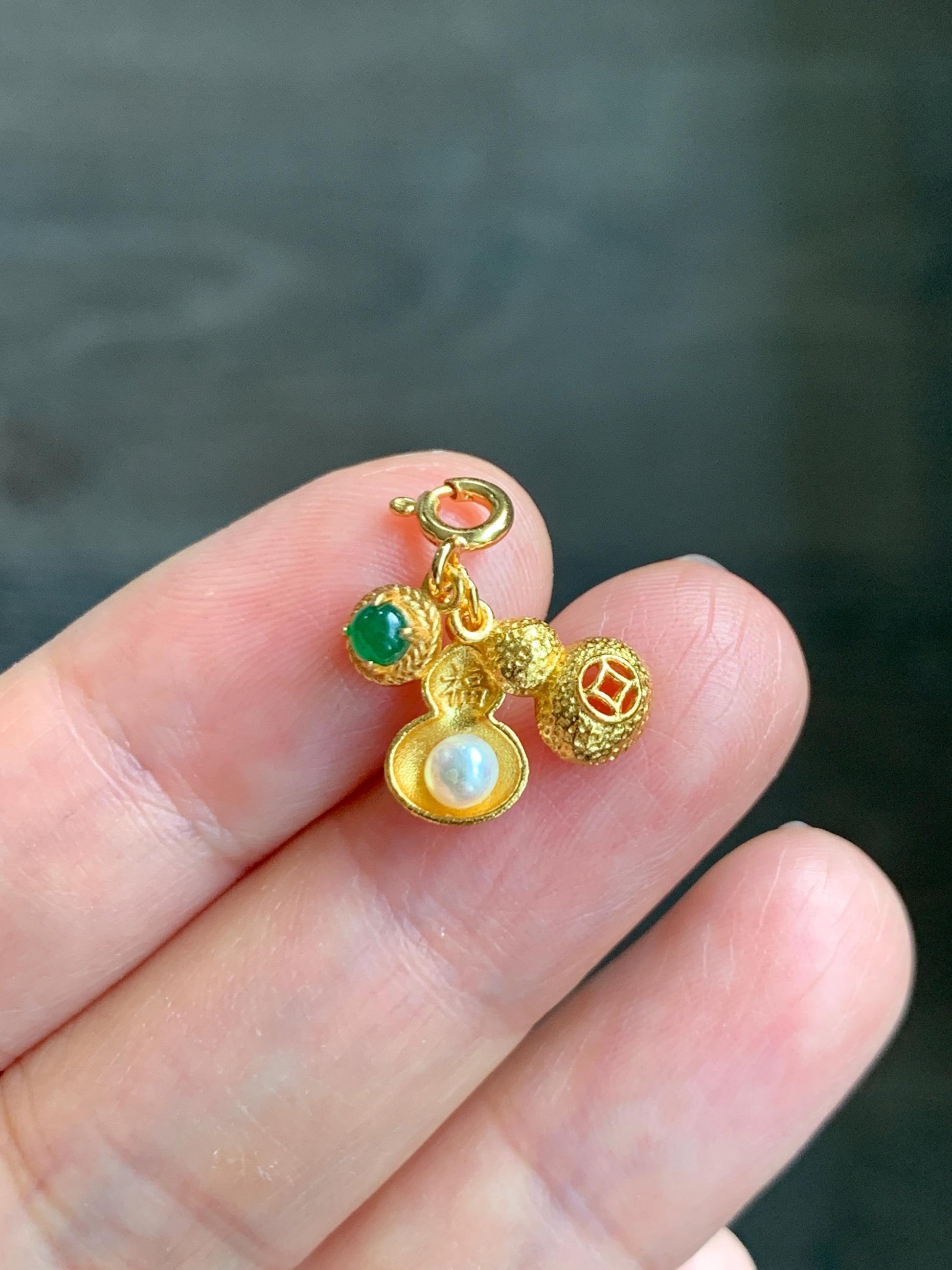 Natural Grade A Guatemalan Icy Translucent Vibrant Green Jade Jadeite Enamel Petite Charm Pendant Sterling Silver 天然冰危绿翡翠小潘多拉吊坠 WPD480