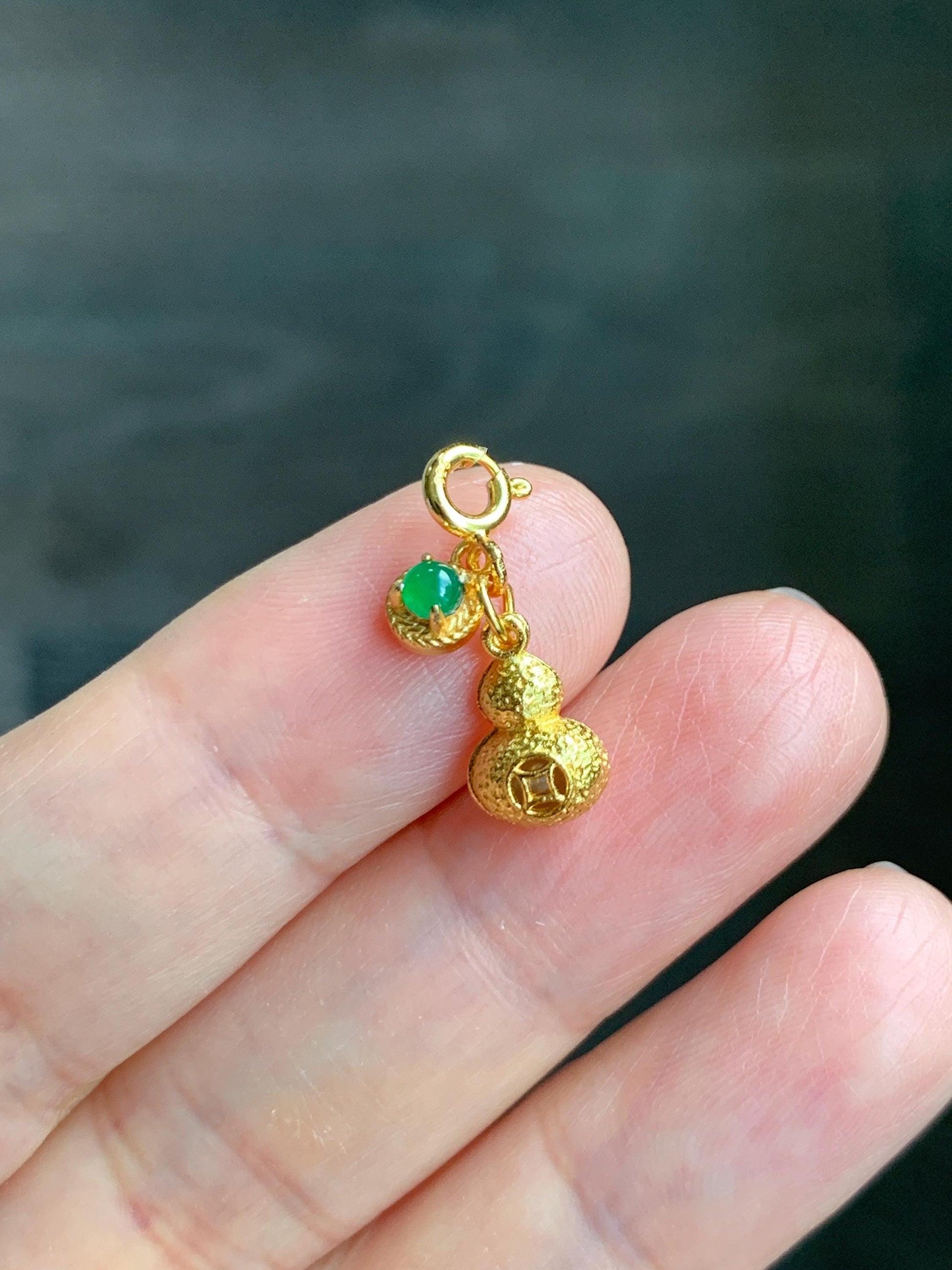 Natural Grade A Guatemalan Icy Translucent Vibrant Green Jade Jadeite Enamel Petite Charm Pendant Sterling Silver 天然冰危绿翡翠小潘多拉吊坠 WPD480