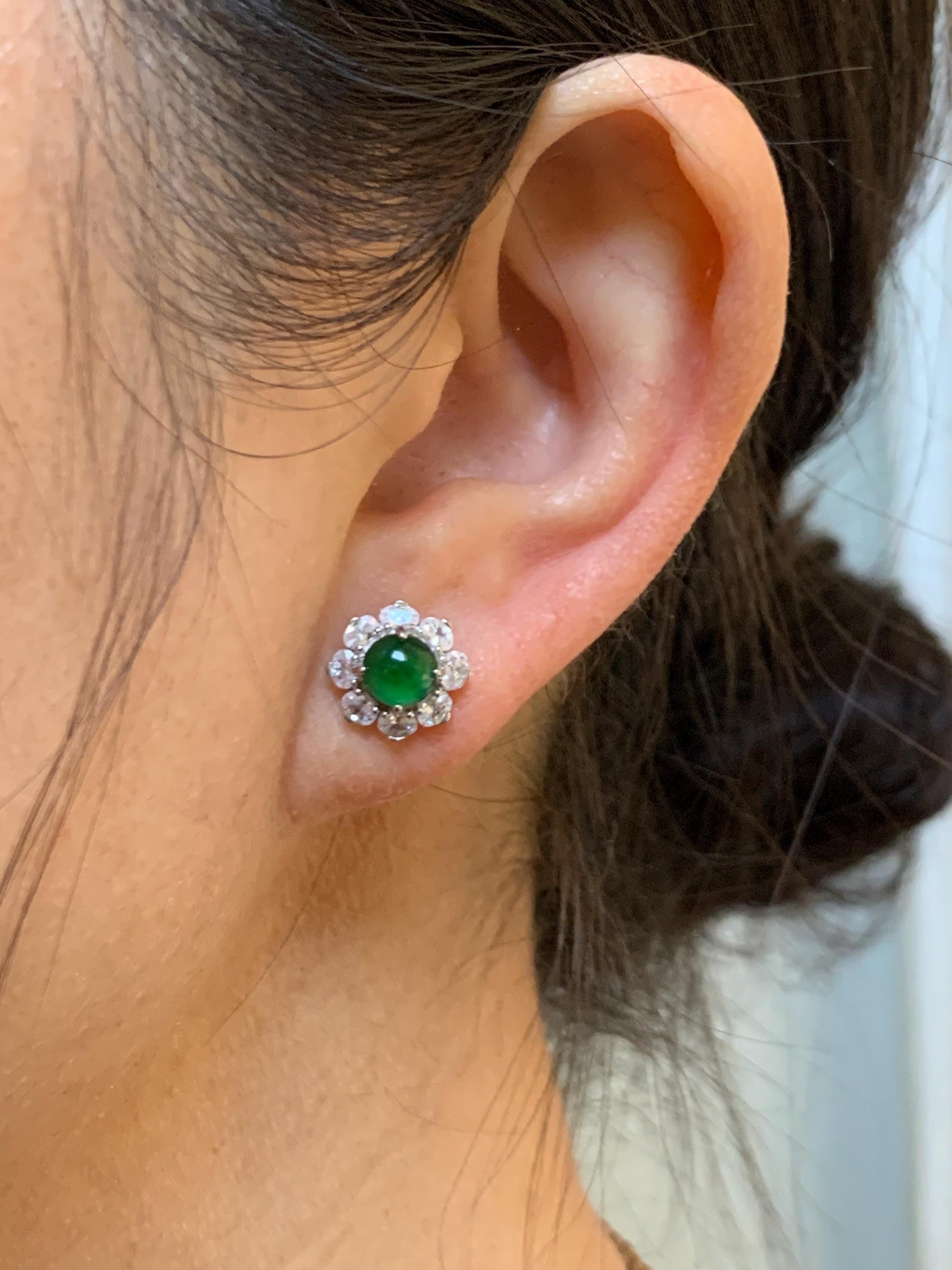 Natural Guatemalan Grade A Icy Highly Translucent Vibrant Green Jadeite Round Stud Earrings Sterling Silver 天然冰危绿翡翠蛋面银镶耳钉 LHD77