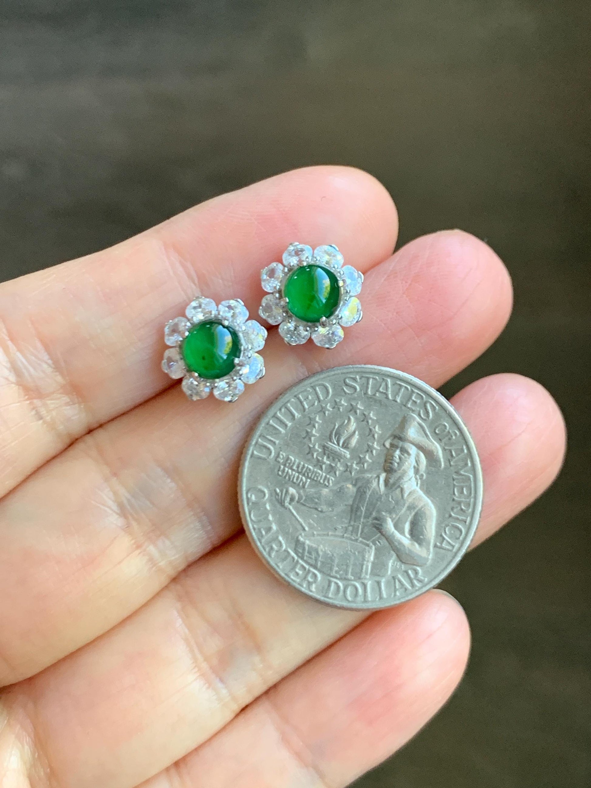 Natural Guatemalan Grade A Icy Highly Translucent Vibrant Green Jadeite Round Stud Earrings Sterling Silver 天然冰危绿翡翠蛋面银镶耳钉 LHD77