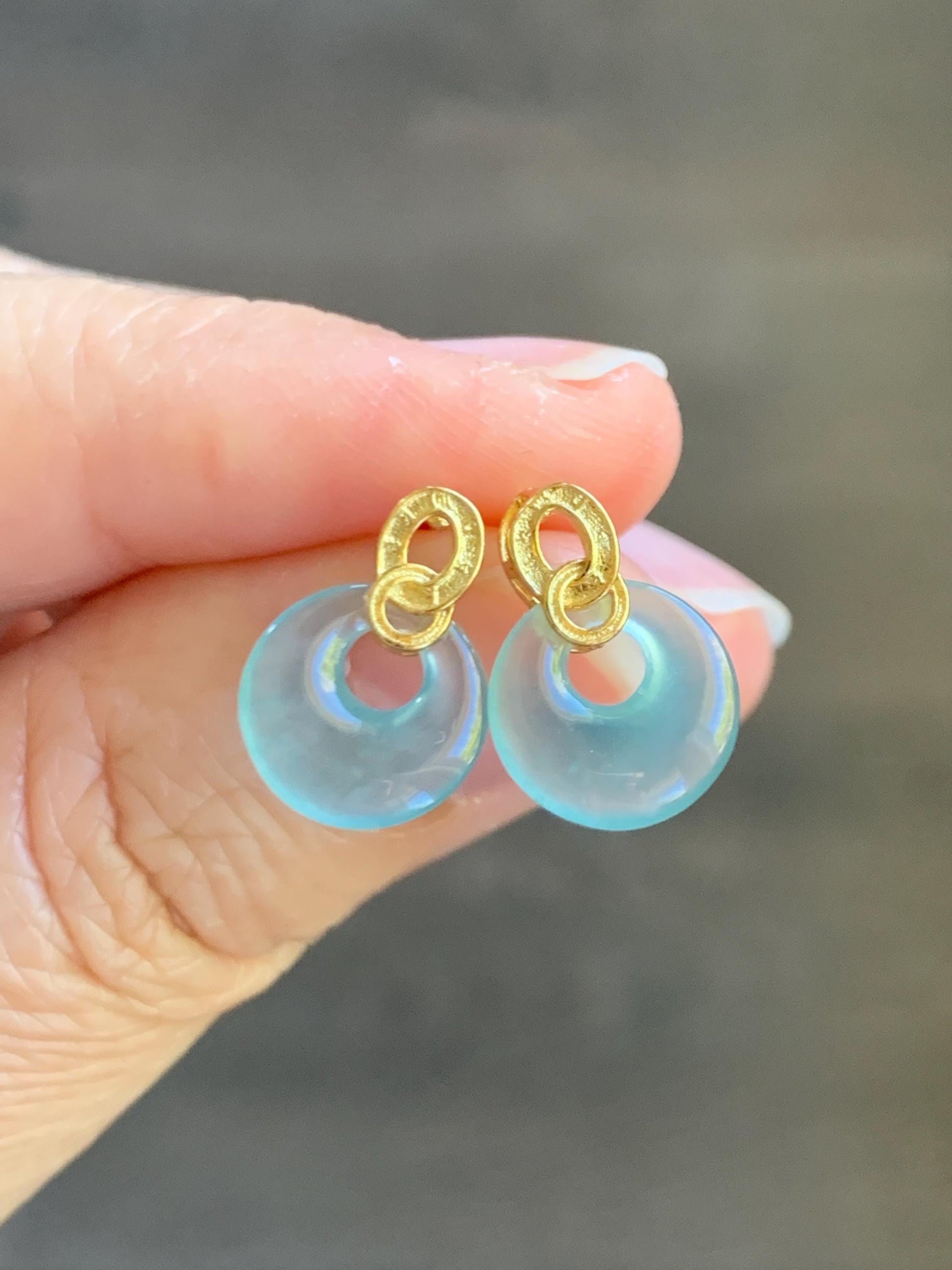 Natural Grade A Guatemalan Icy Highly Translucent Pastel Blue Jade Jadeite Princess Donut Stud Earrings Sterling Silver 天然冰危淡蓝翡翠公主扣耳钉WGZ66J