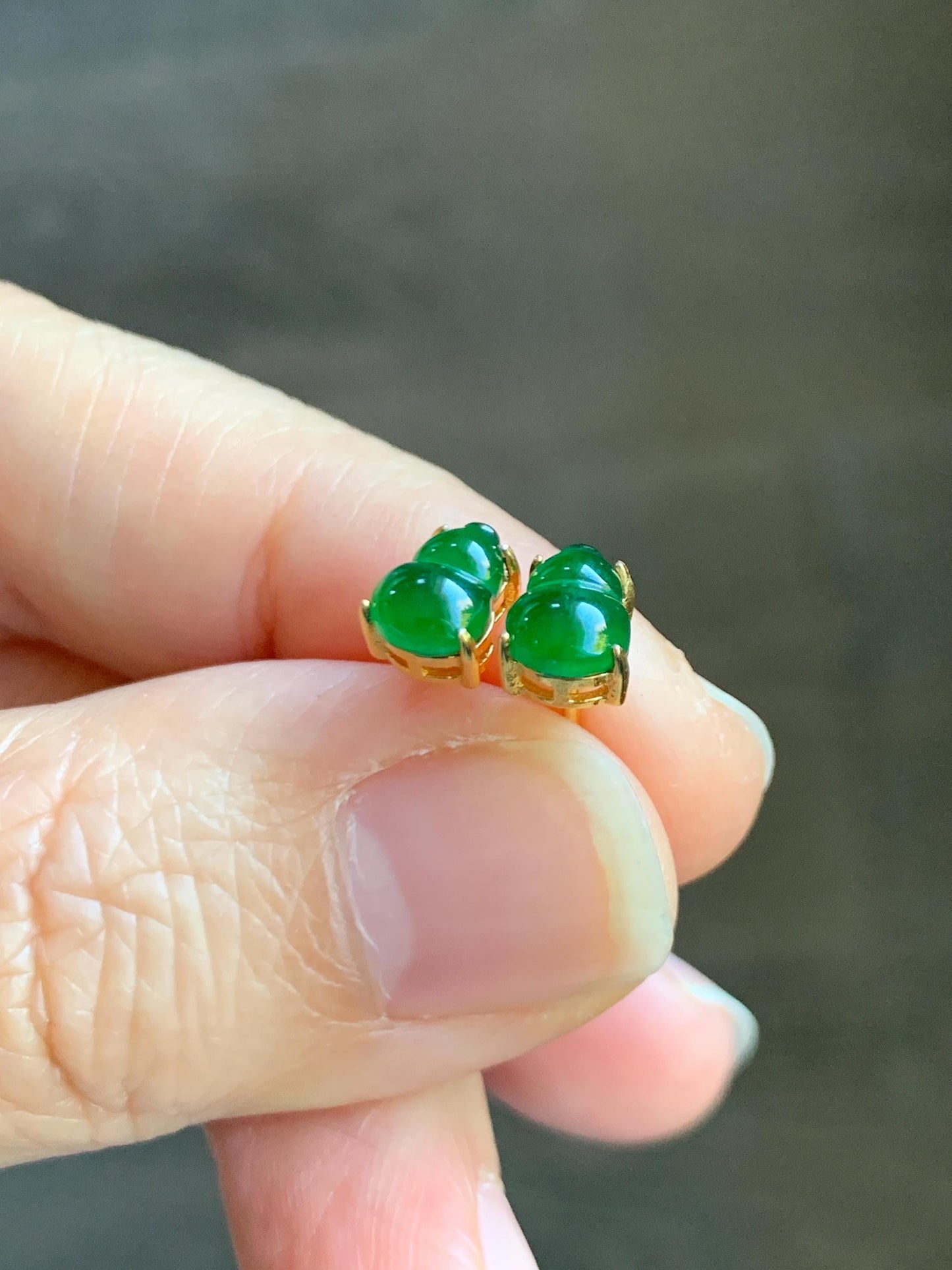 Natural Grade A Guatemalan Icy Translucent Vibrant Green Jade Jadeite Gourd Hulu Stud Earrings Sterling Silver 天然冰危绿翡翠葫芦银耳钉WHJ150B