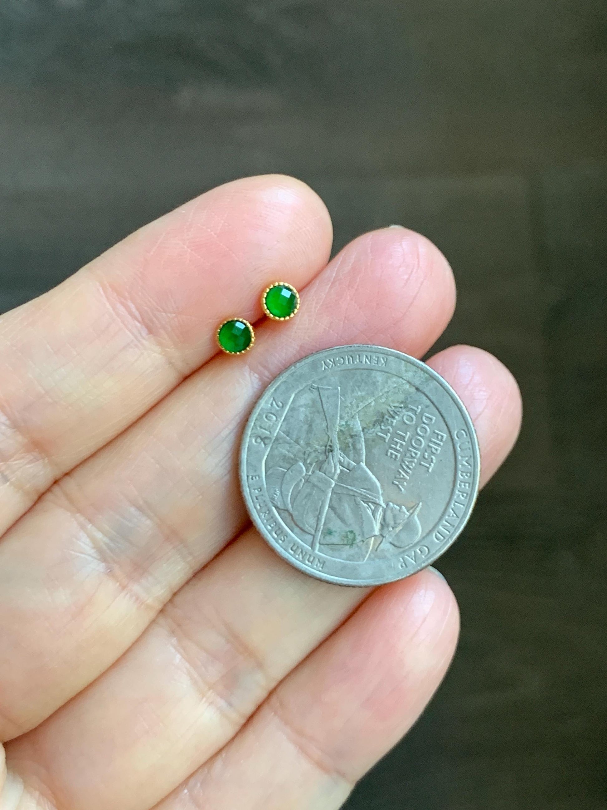 Natural Grade A Guatemalan Icy Translucent Vibrant Green Jade Jadeite Faceted Petite Stud Earrings Sterling Silver 天然冰危绿翡翠切割面耳钉 QGW105B