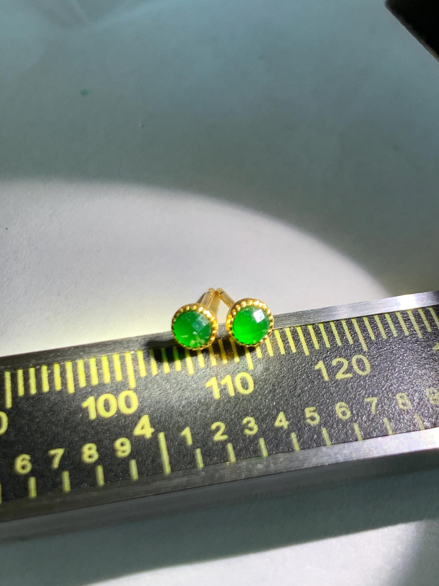 Natural Grade A Guatemalan Icy Translucent Vibrant Green Jade Jadeite Faceted Petite Stud Earrings Sterling Silver 天然冰危绿翡翠切割面耳钉 QGW105B