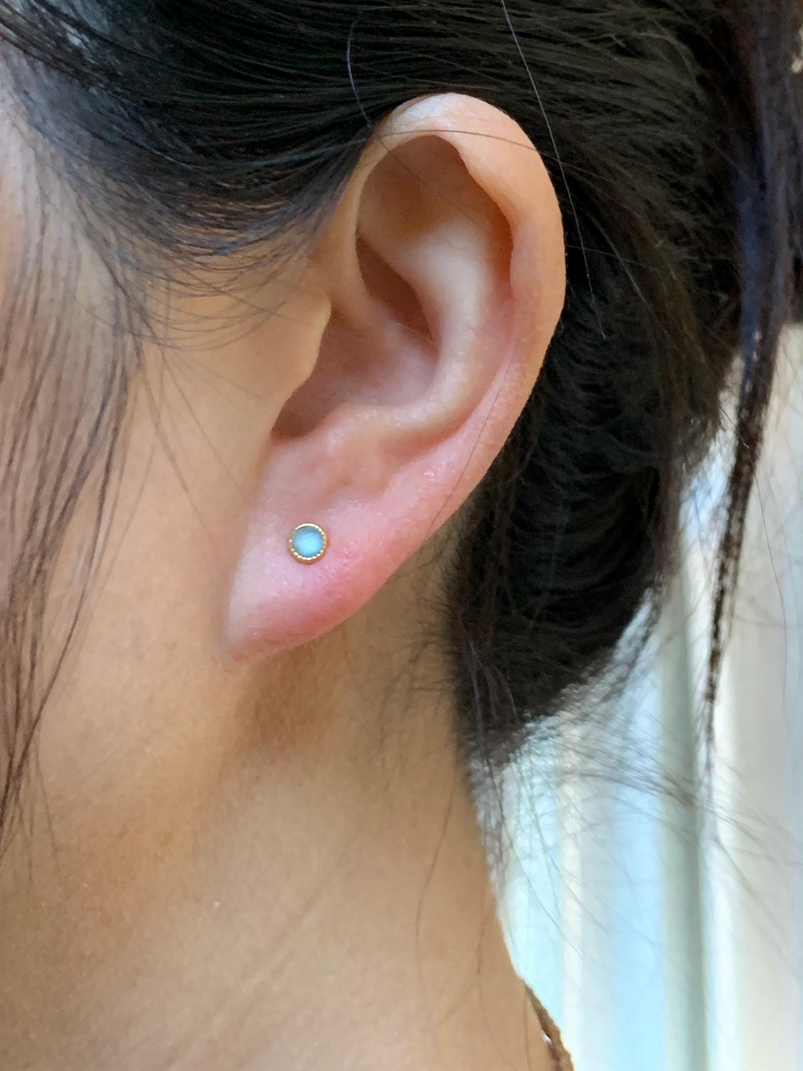 Natural Grade A Guatemalan Icy Translucent Pastel Blue Jade Jadeite Faceted Petite Stud Earrings Sterling Silver 天然冰危浅蓝翡翠切割面耳钉 QGW105C