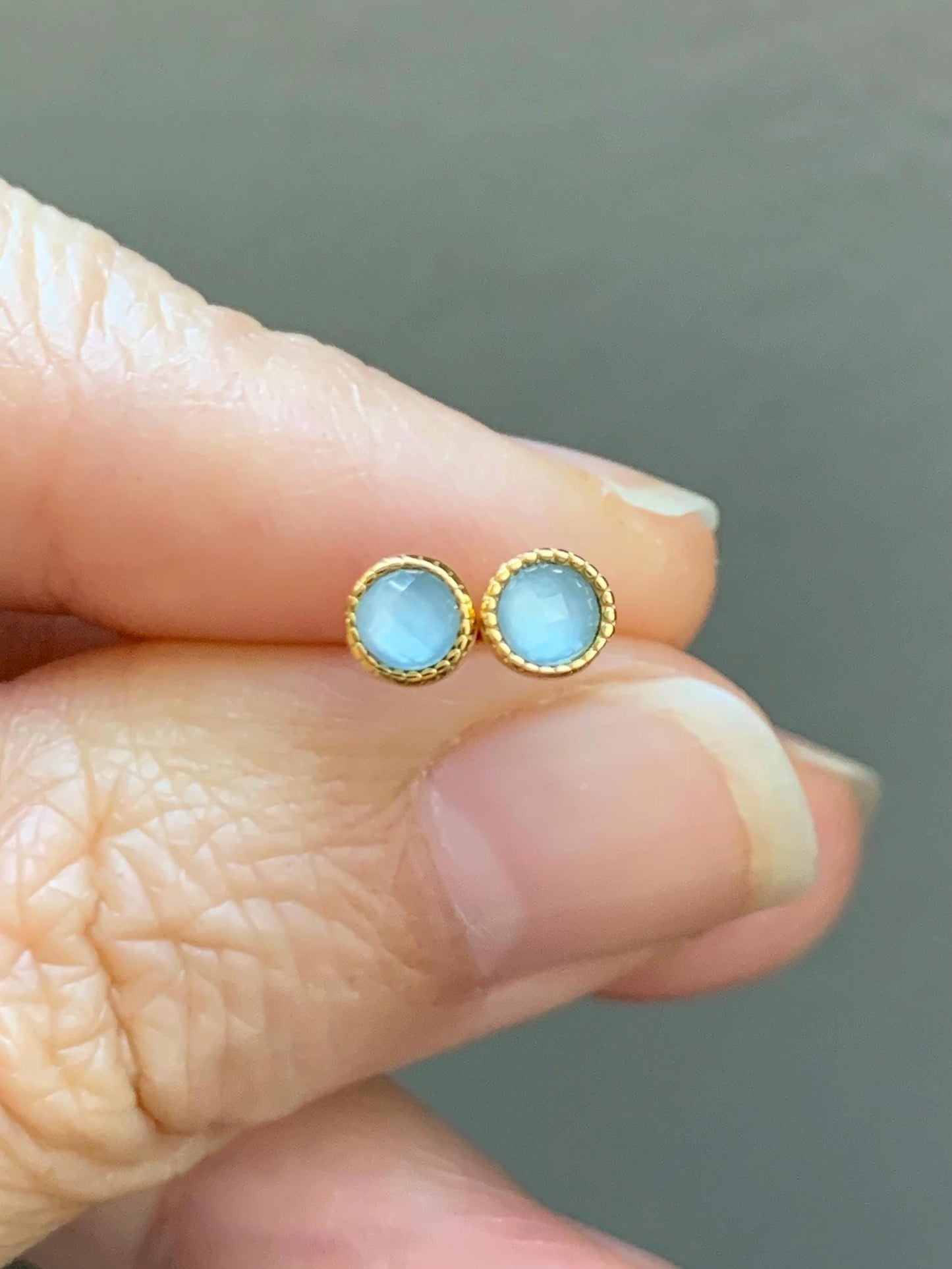Natural Grade A Guatemalan Icy Translucent Pastel Blue Jade Jadeite Faceted Petite Stud Earrings Sterling Silver 天然冰危浅蓝翡翠切割面耳钉 QGW105C