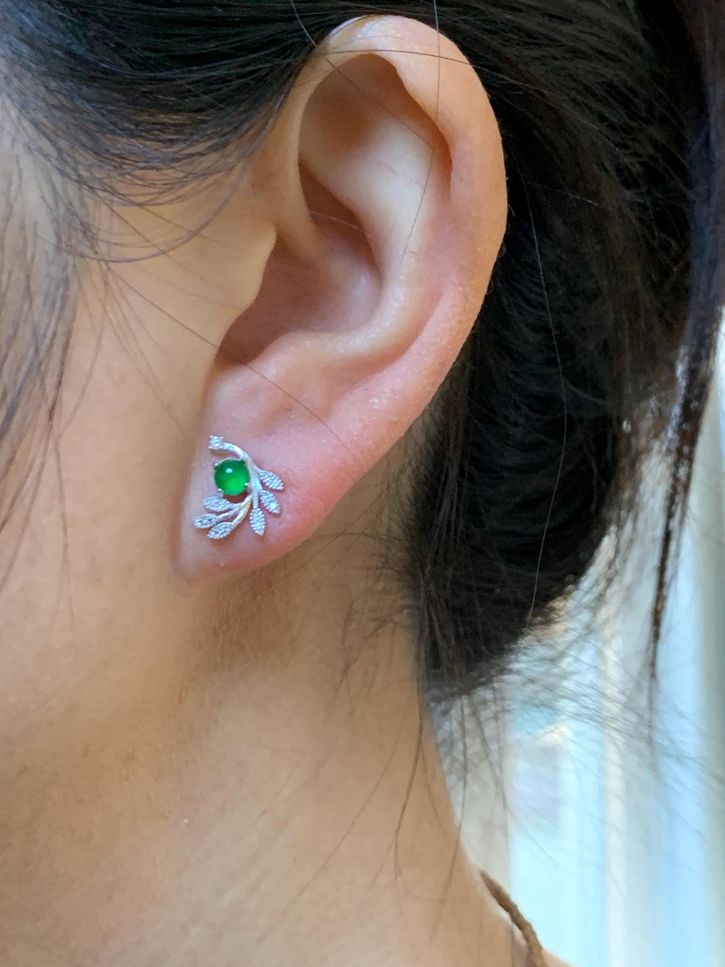 Natural Grade A Guatemalan Icy Translucent Vibrant Green Jade Jadeite Stud Earrings Sterling Silver 天然冰危绿翡翠耳钉 WXH55