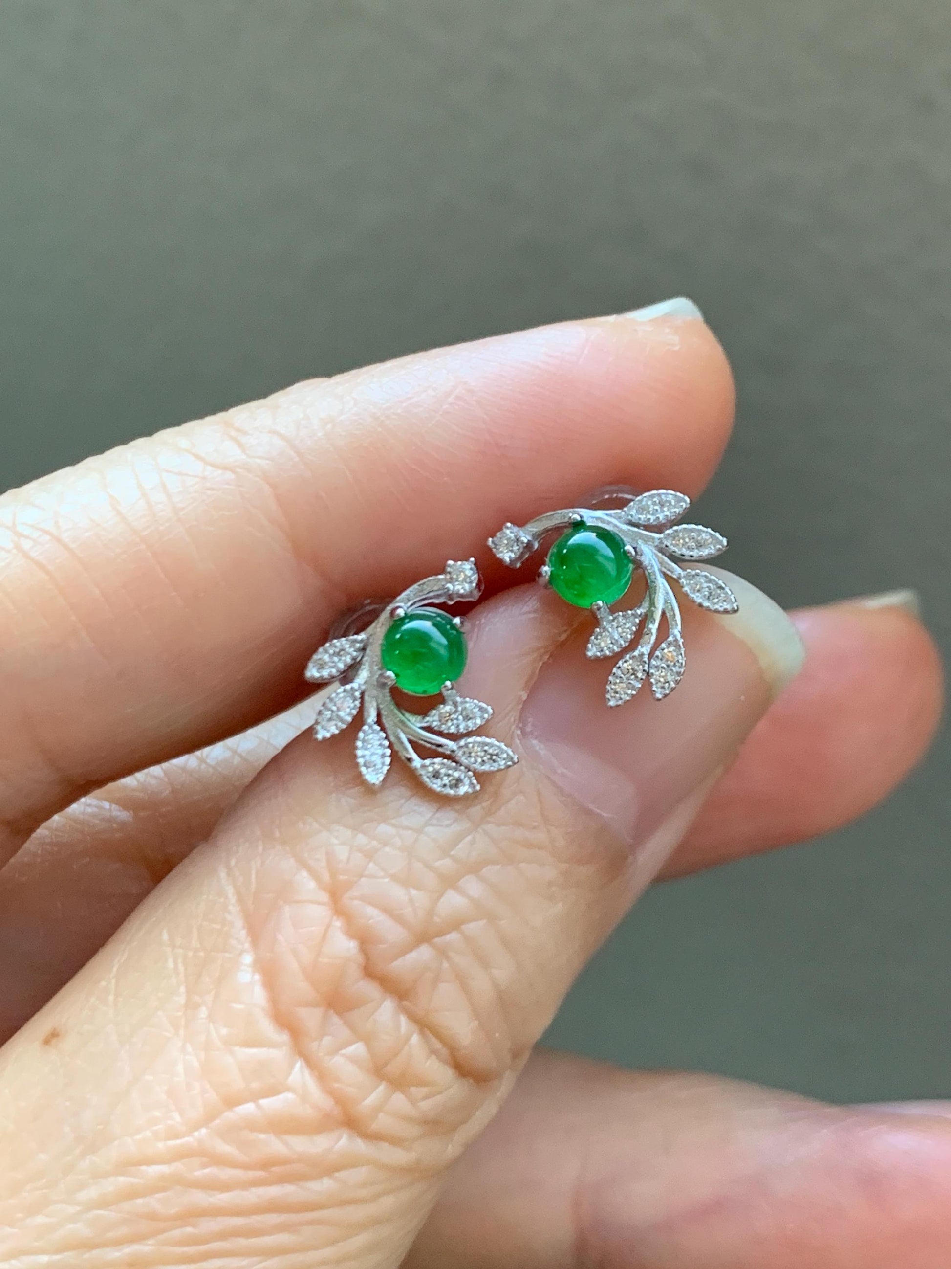 Natural Grade A Guatemalan Icy Translucent Vibrant Green Jade Jadeite Stud Earrings Sterling Silver 天然冰危绿翡翠耳钉 WXH55