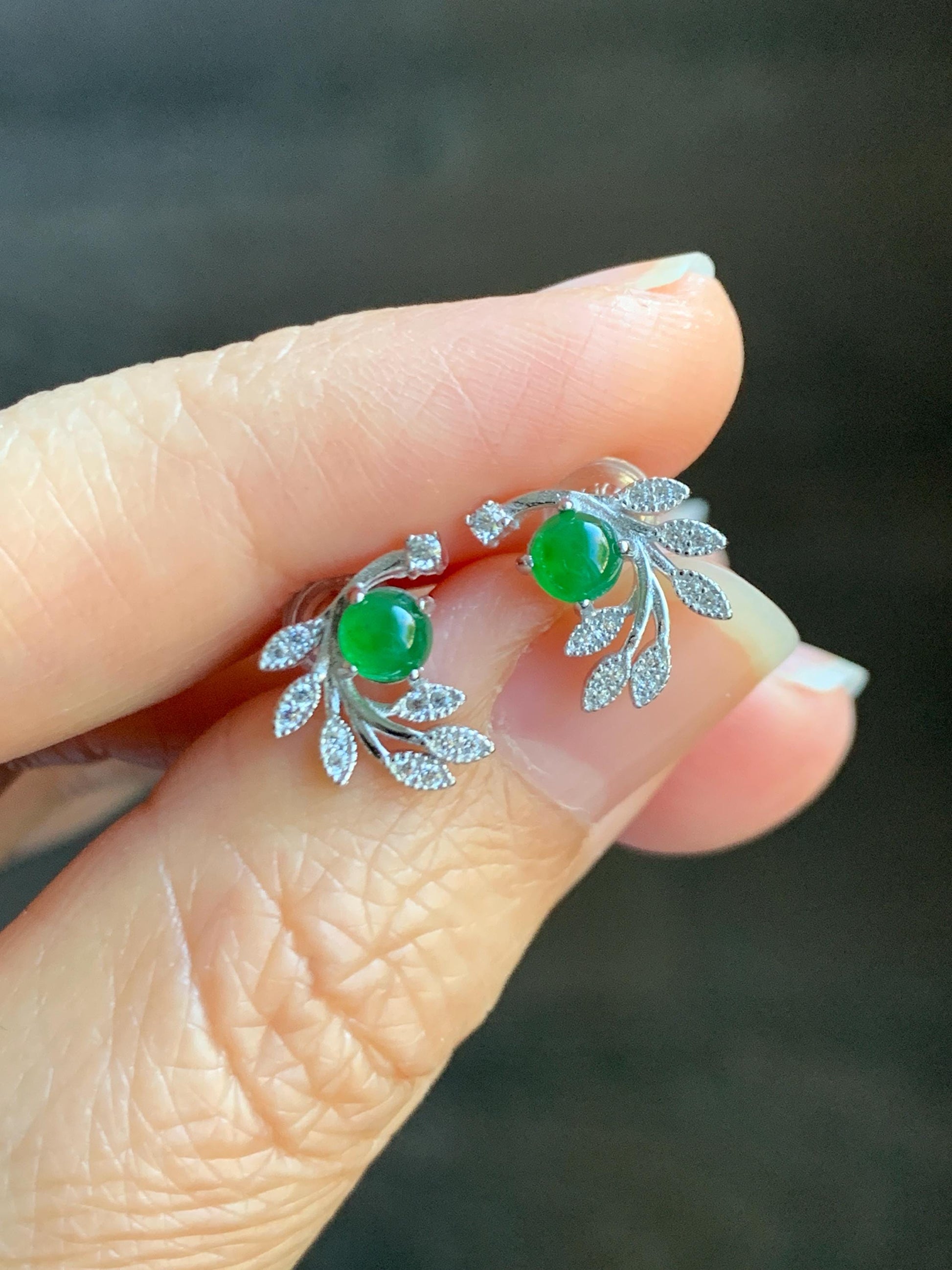 Natural Grade A Guatemalan Icy Translucent Vibrant Green Jade Jadeite Stud Earrings Sterling Silver 天然冰危绿翡翠耳钉 WXH55