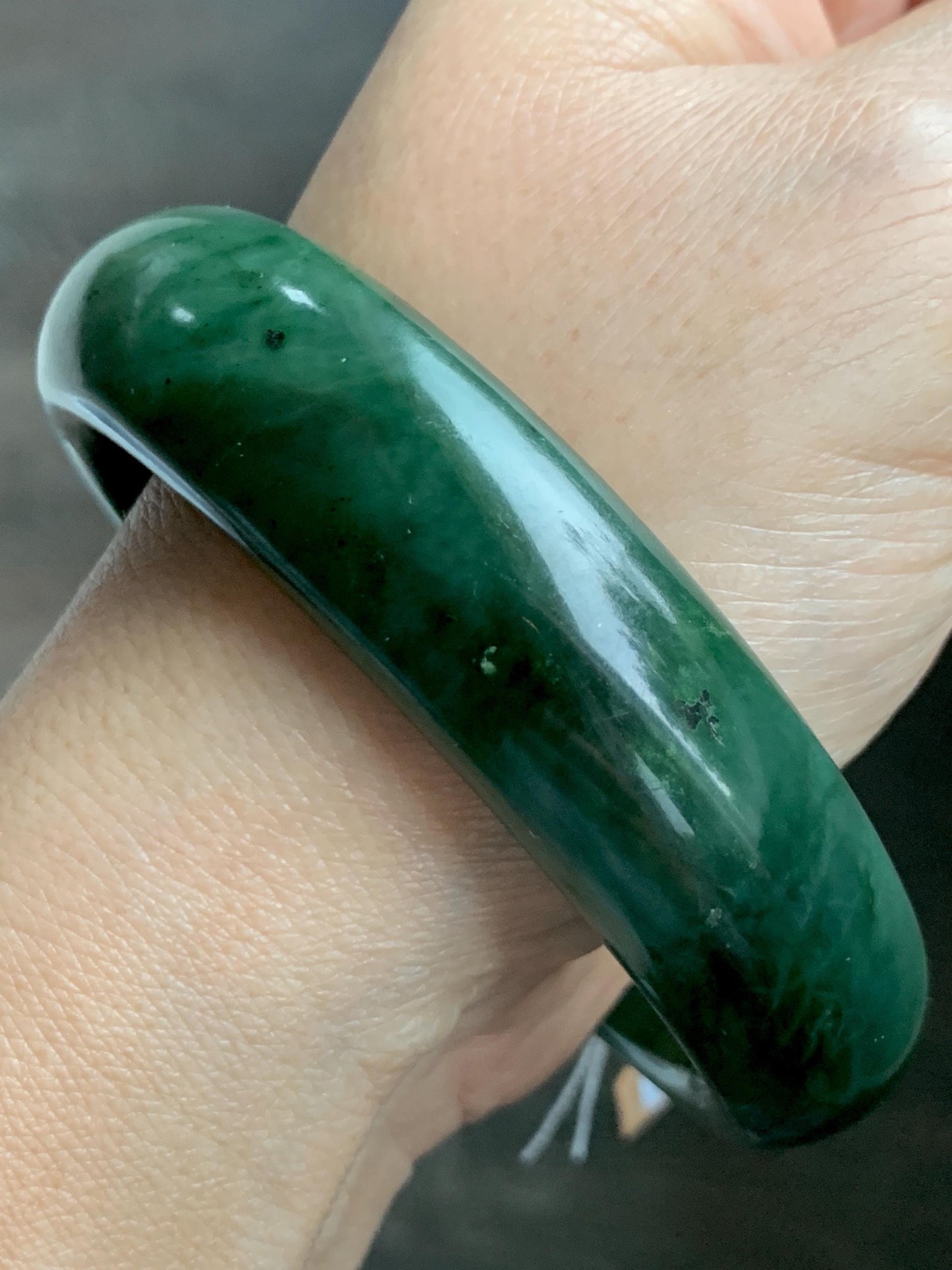 Certified Natural Nephrite Jade Translucent Dark Green Bangle Bracelet 62.89mm 7.75” 107g 天然和田玉菠菜绿轮胎宽手镯 156