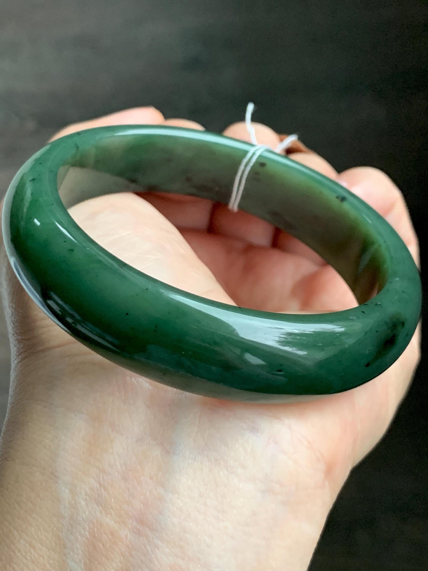 Certified Natural Nephrite Jade Translucent Dark Green Bangle Bracelet 60.1mm 7.4” 81g 天然和田玉菠菜绿轮胎宽手镯 157