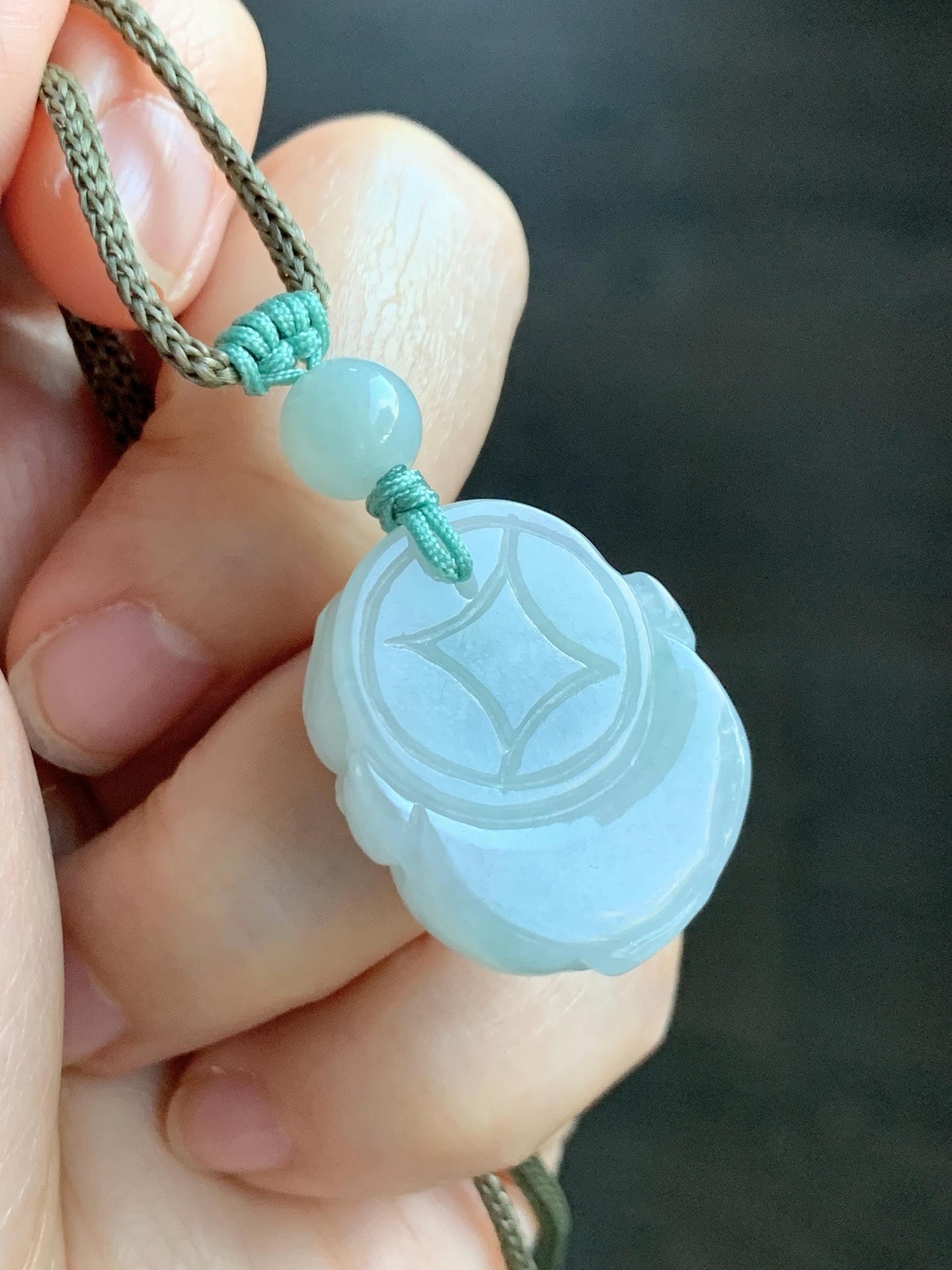 Natural Grade A Icy Translucent Paste Green Jade Jadeite Carved Three-legged Toad Pendant Rope Necklace 25.5” 17g 天然糯冰淡绿底翡翠肥三脚金蟾吊坠项链 SJC106