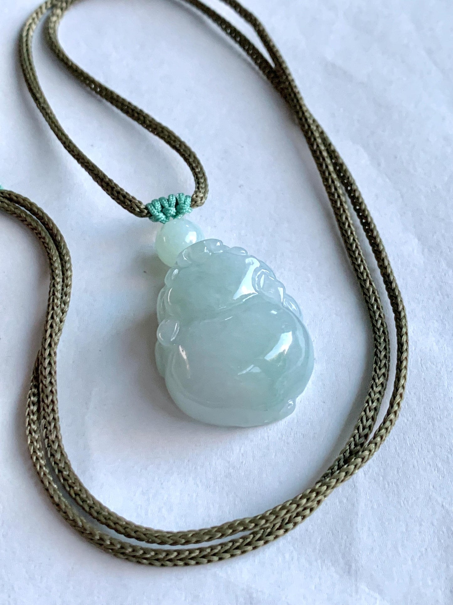Natural Grade A Icy Translucent Paste Green Jade Jadeite Carved Three-legged Toad Pendant Rope Necklace 25.5” 17g 天然糯冰淡绿底翡翠肥三脚金蟾吊坠项链 SJC106