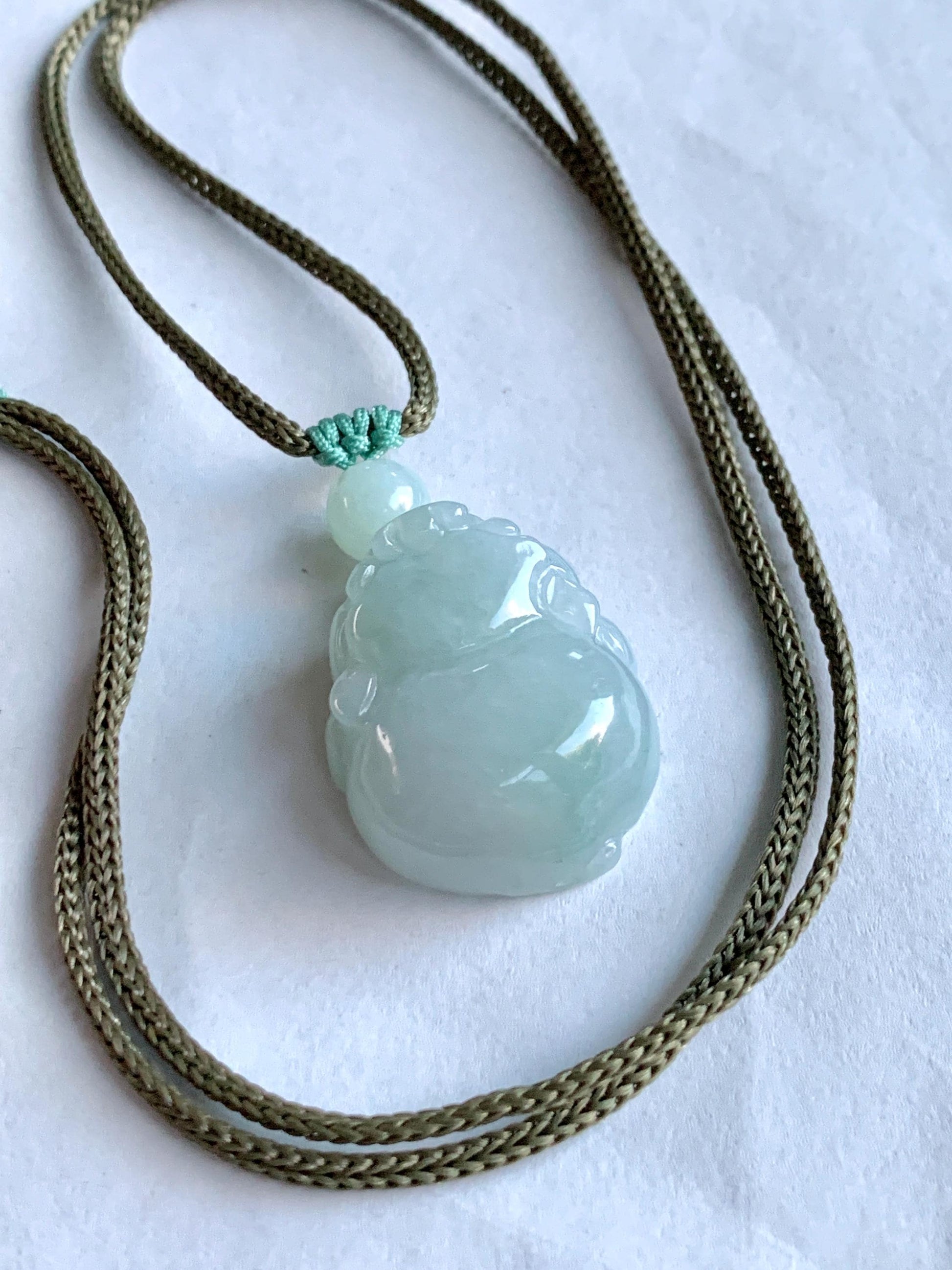 Natural Grade A Icy Translucent Paste Green Jade Jadeite Carved Three-legged Toad Pendant Rope Necklace 25.5” 17g 天然糯冰淡绿底翡翠肥三脚金蟾吊坠项链 SJC106