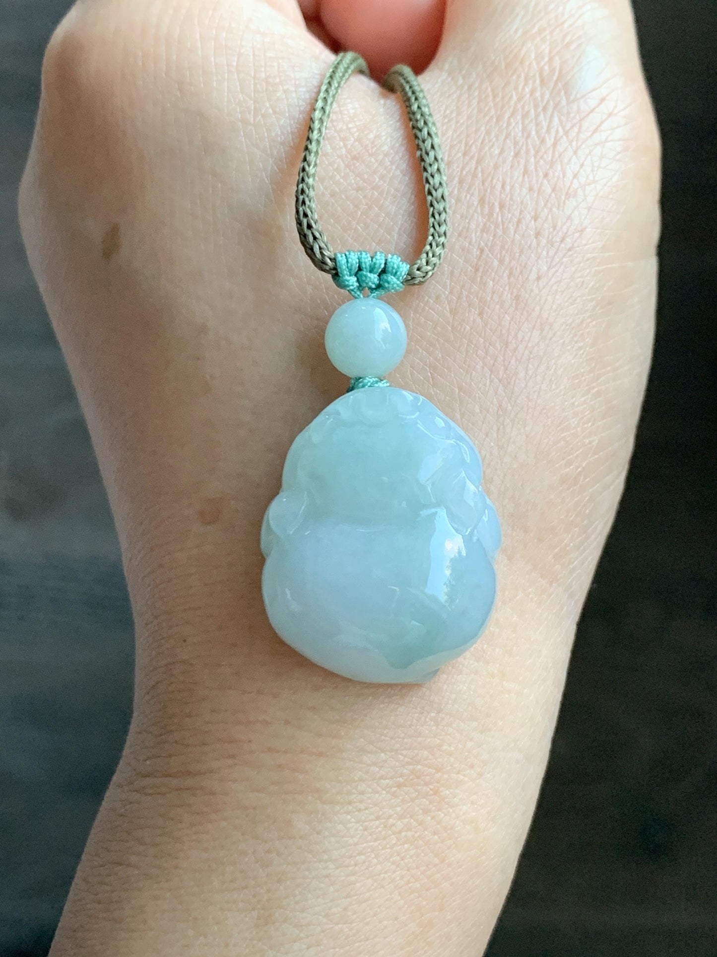 Natural Grade A Icy Translucent Paste Green Jade Jadeite Carved Three-legged Toad Pendant Rope Necklace 25.5” 17g 天然糯冰淡绿底翡翠肥三脚金蟾吊坠项链 SJC106