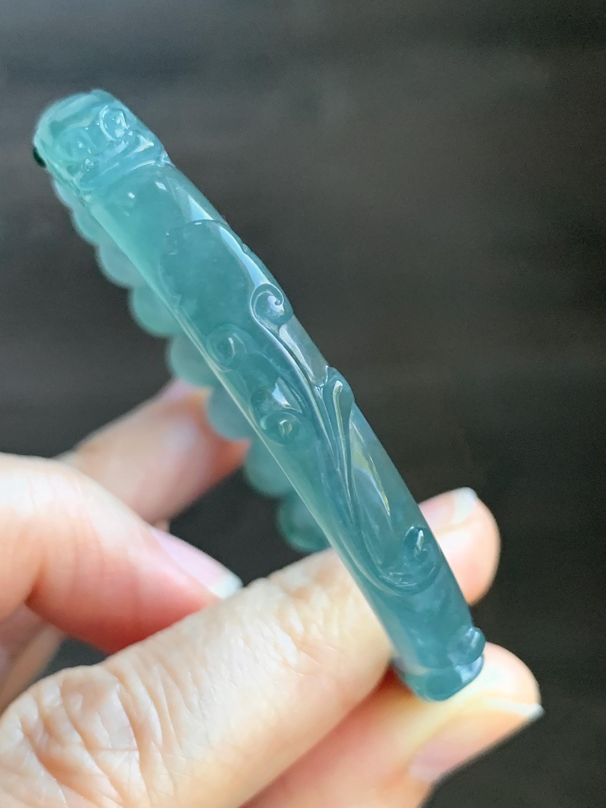 Natural Grade A Guatemalan Icy Highly Translucent Teal Blue Jade Jadeite Dragon Hook Cuff Beaded Bracelet 6.75" 19g 天然高冰危蓝龙钩手牌手串 GLG350S