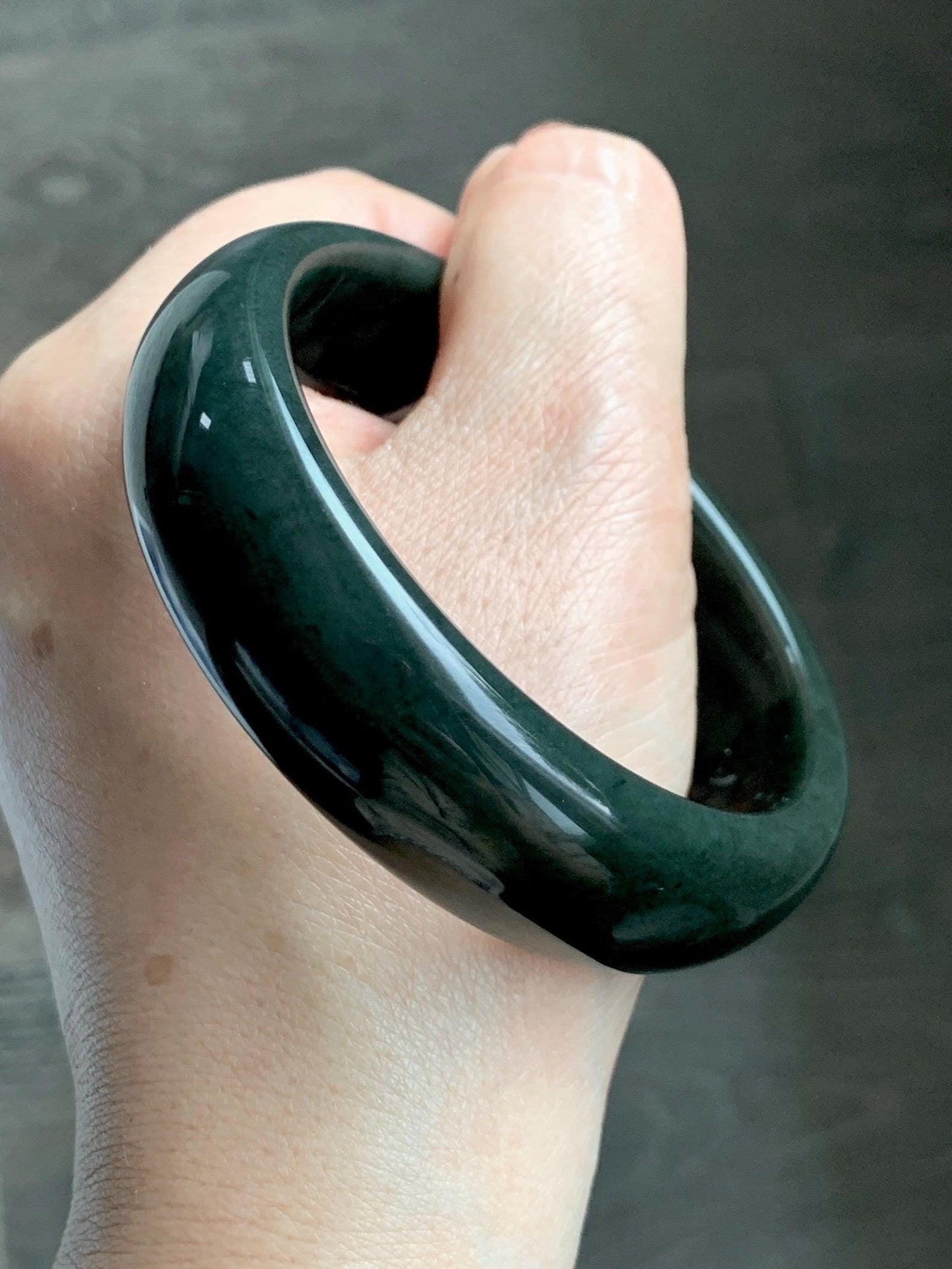 Certified Natural Nephrite Jade Opaque Black Wide Bangle Bracelet 59.88mm 7.4” 97g 天然和田玉墨玉轮胎宽手镯 154